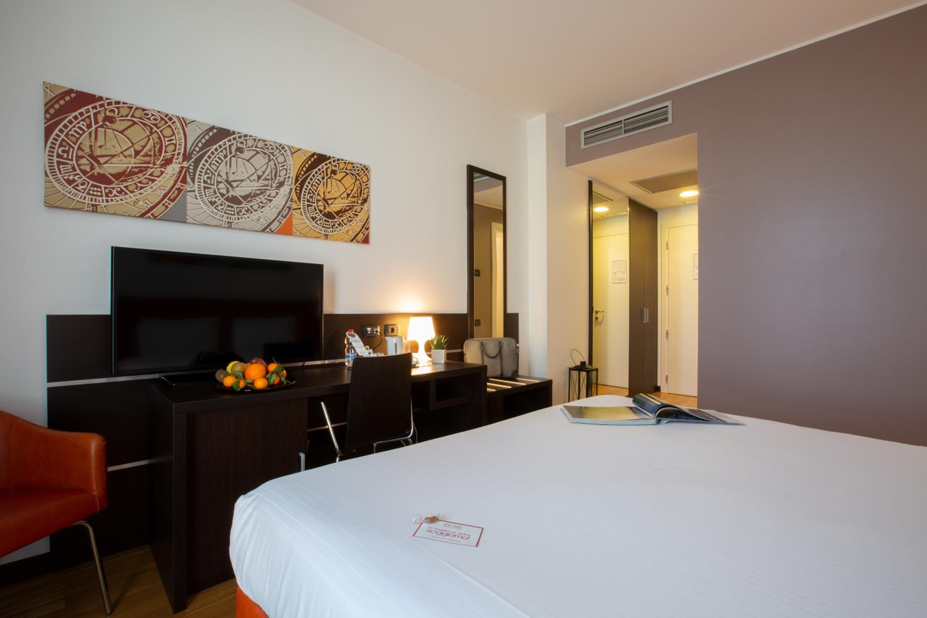 Superior Double Room - Photo 8