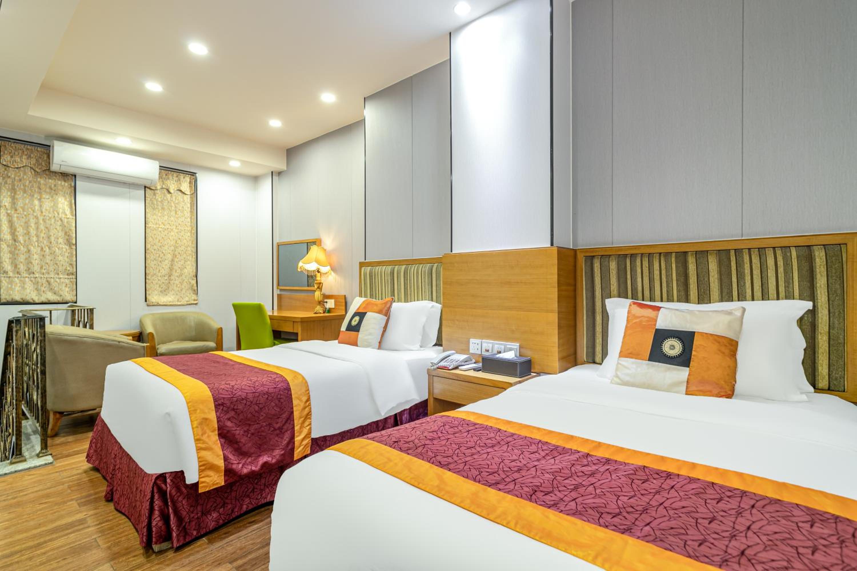 Duplex Suite Twin Beds