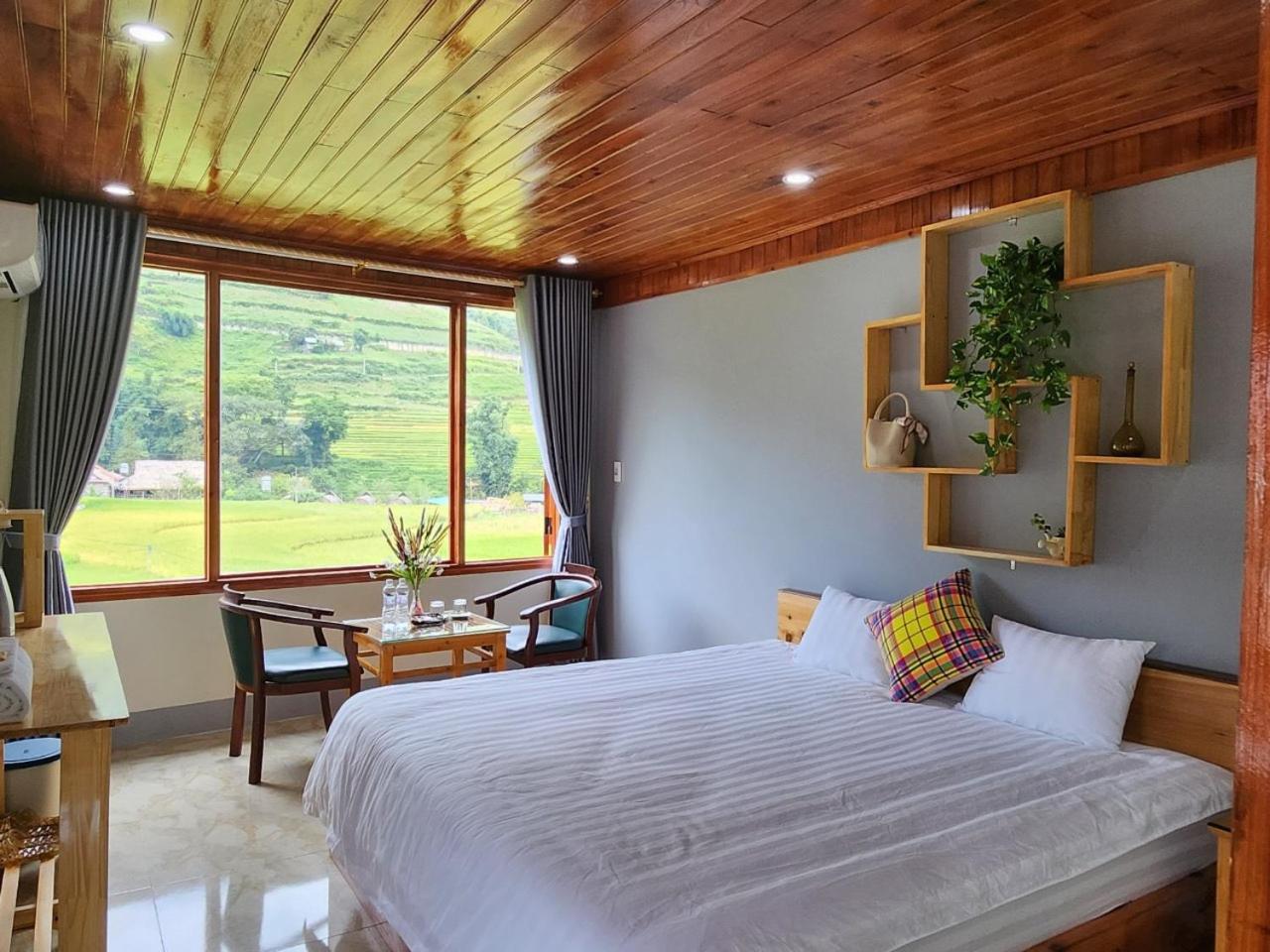 Double Room with Mountain View