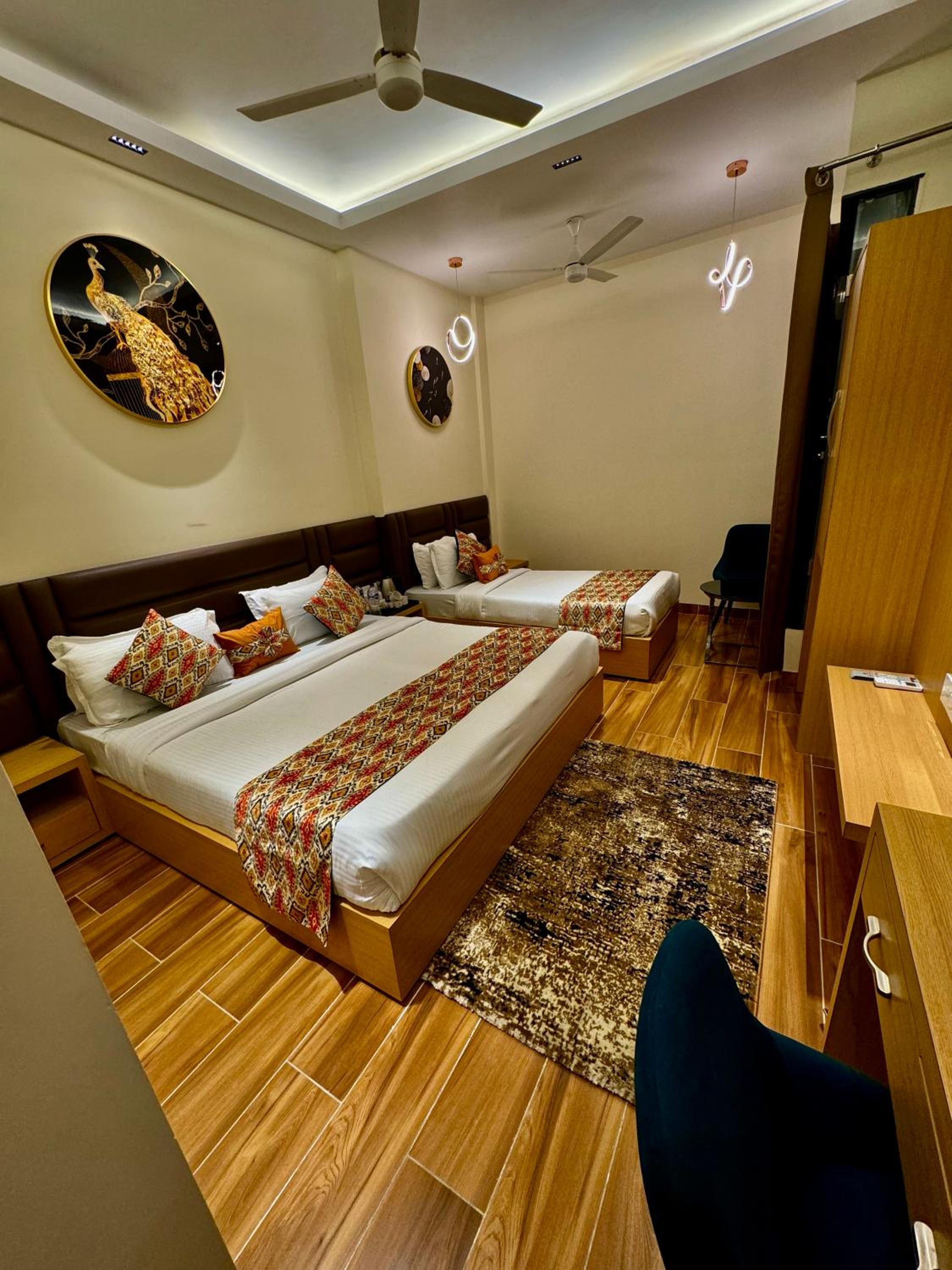 Luxury Triple Room