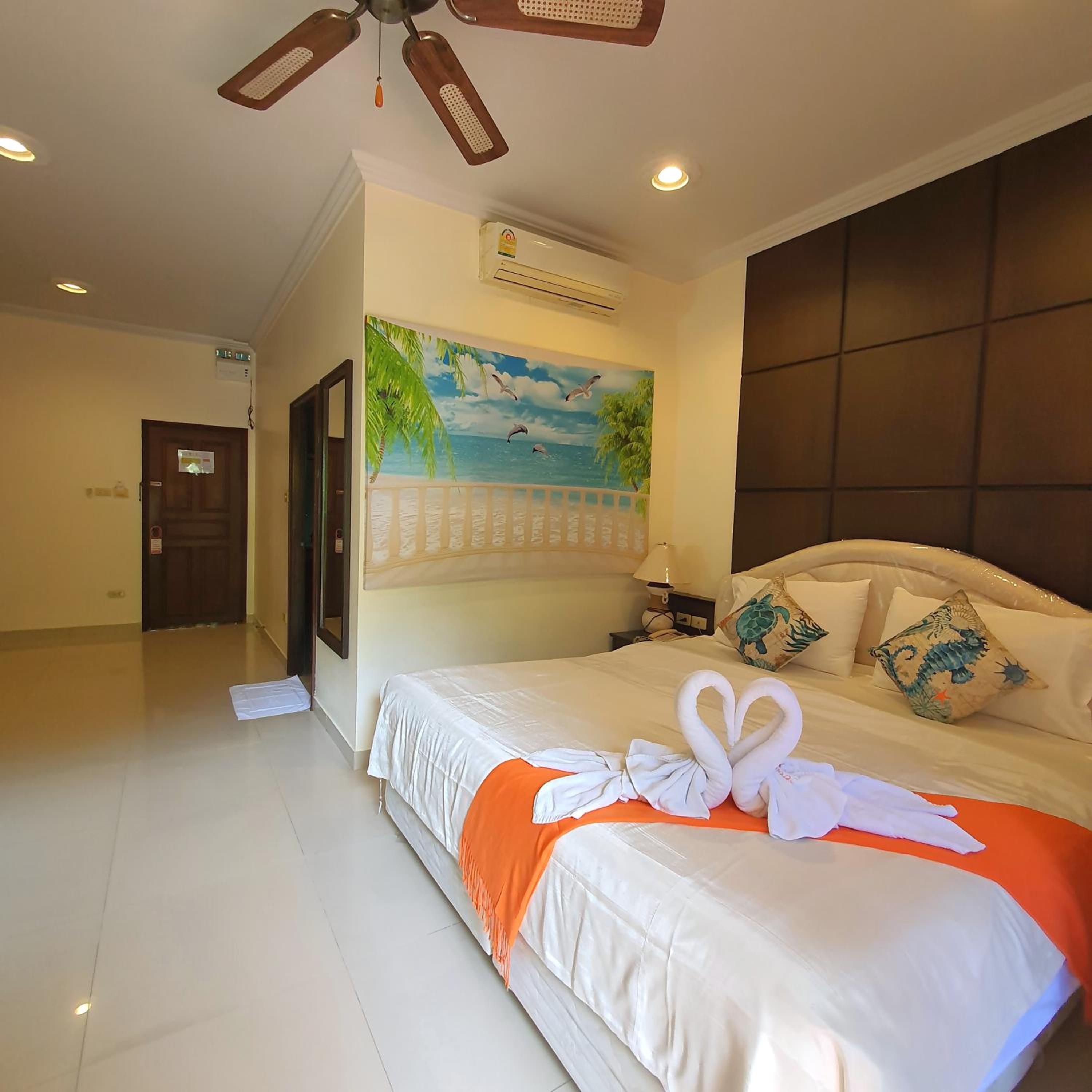 Deluxe Double Room - Photo 2