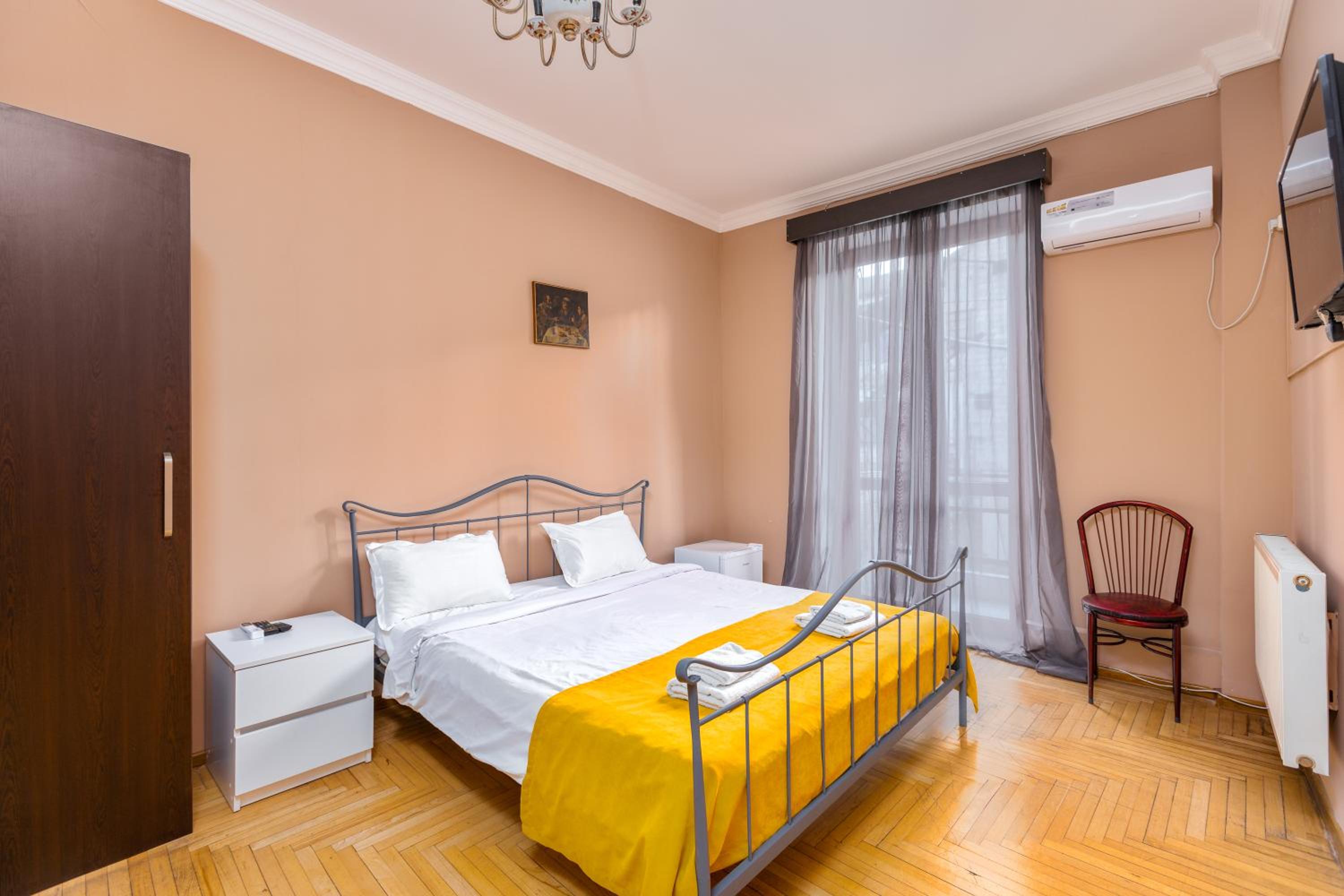Queen Room with Balcony