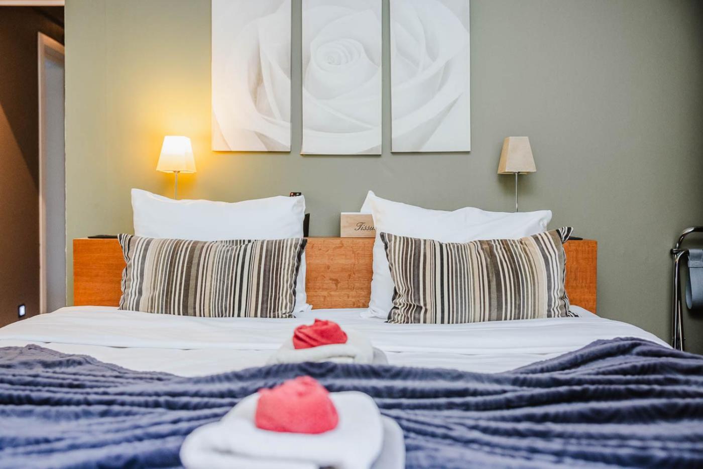 Standard Double or Twin Room photo 1