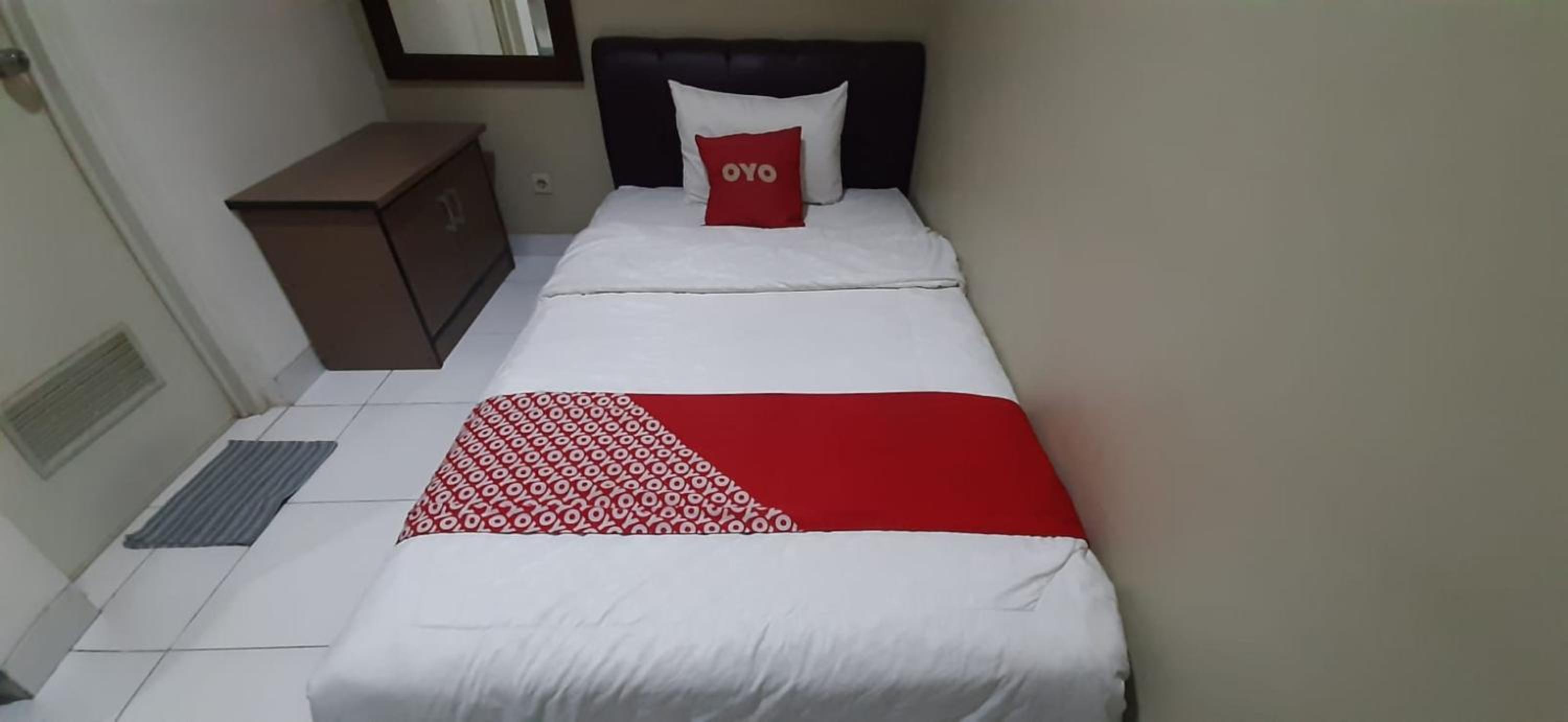 Deluxe Single Room