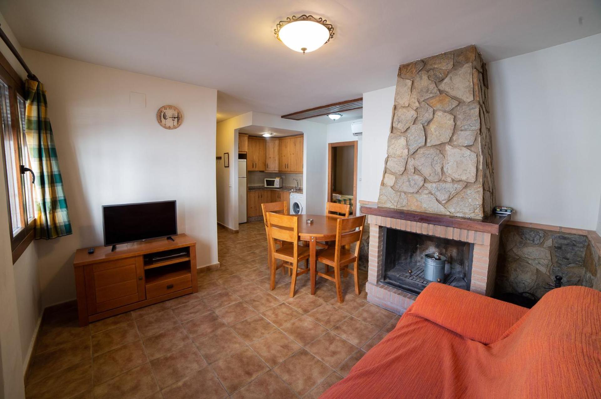 Two-Bedroom House - Photo 1