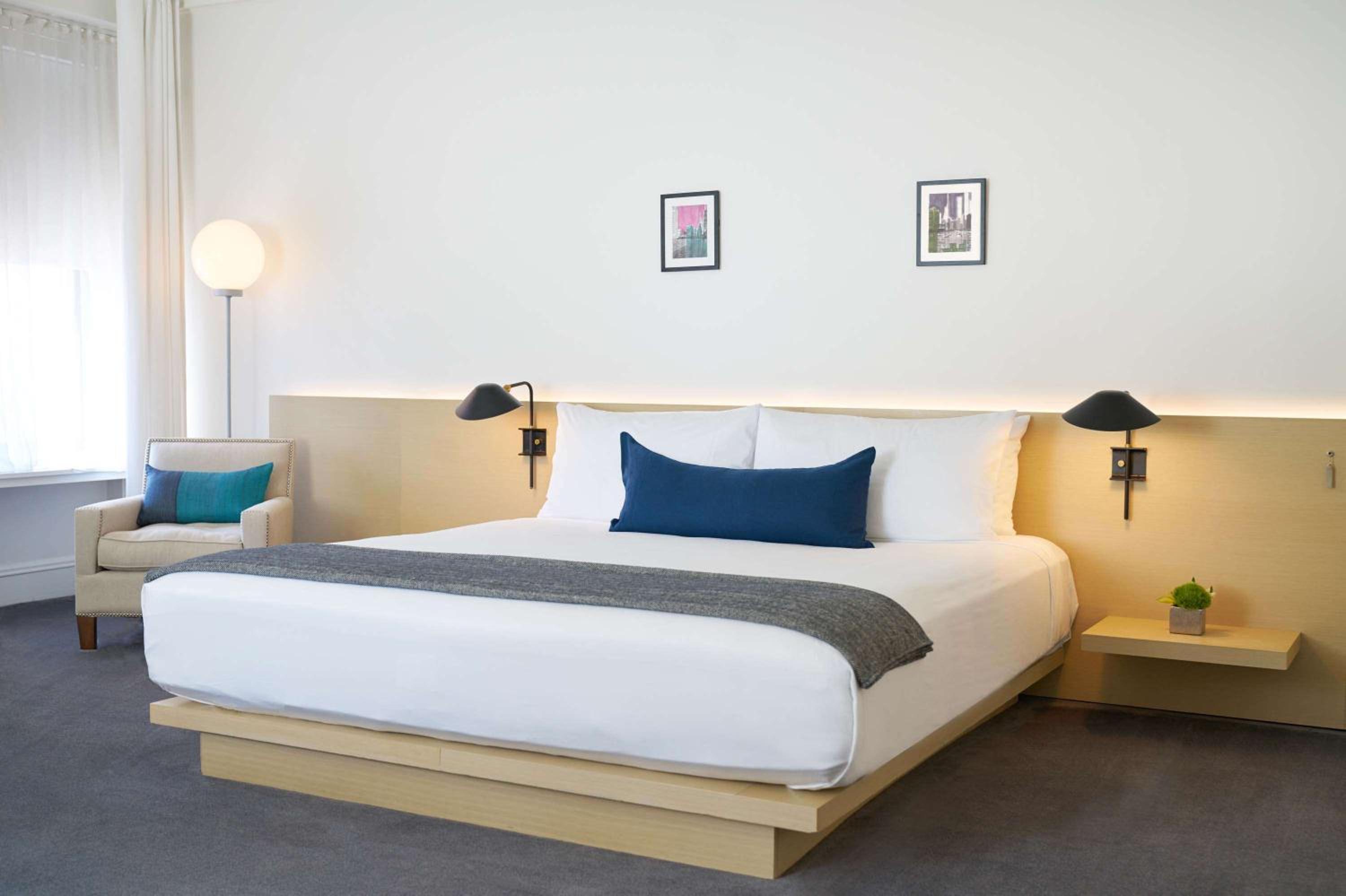 One-Bedroom King Suite With Sofa Bed