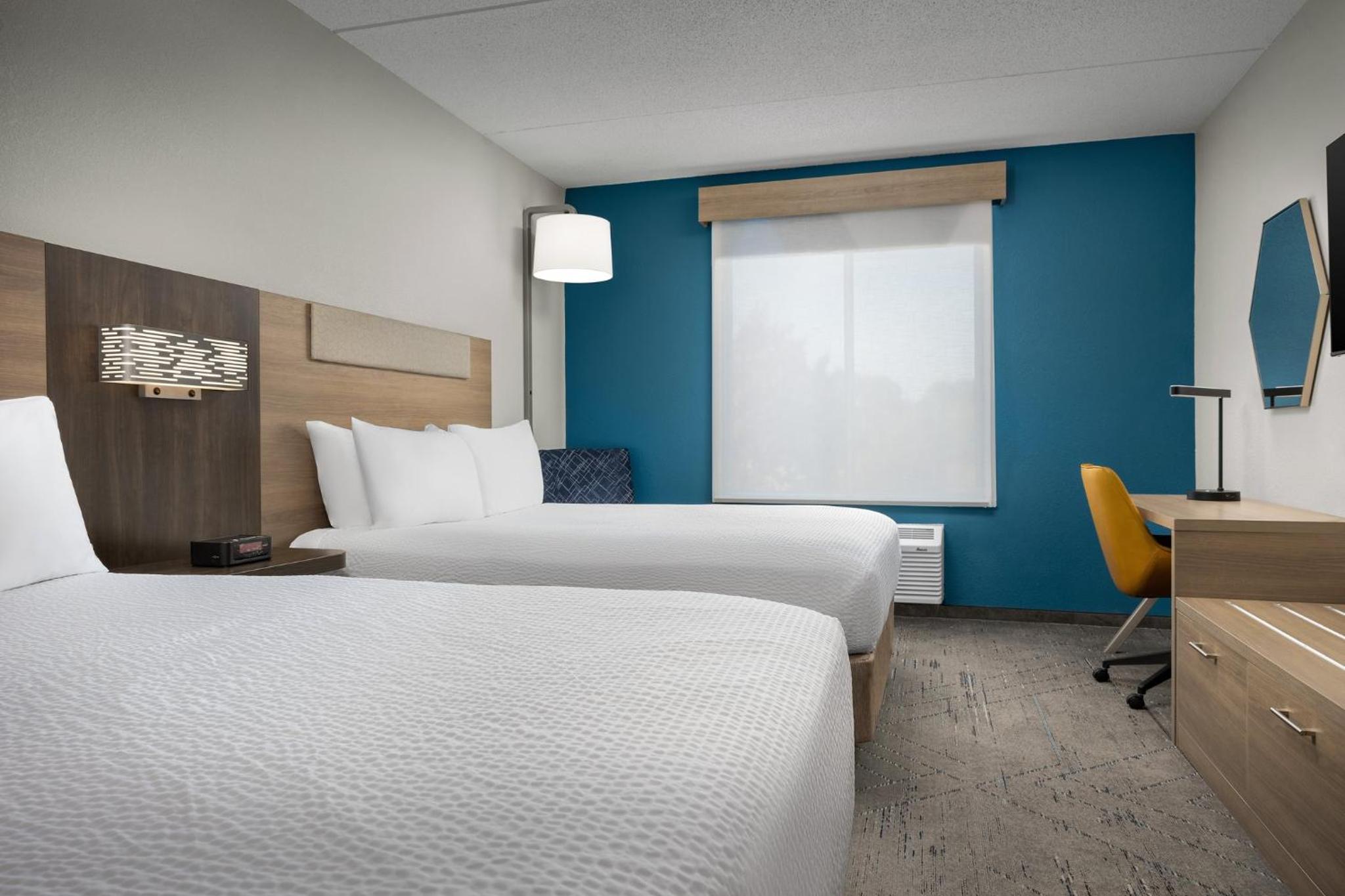 Standard Queen Room with Two Queen Beds - Photo 1