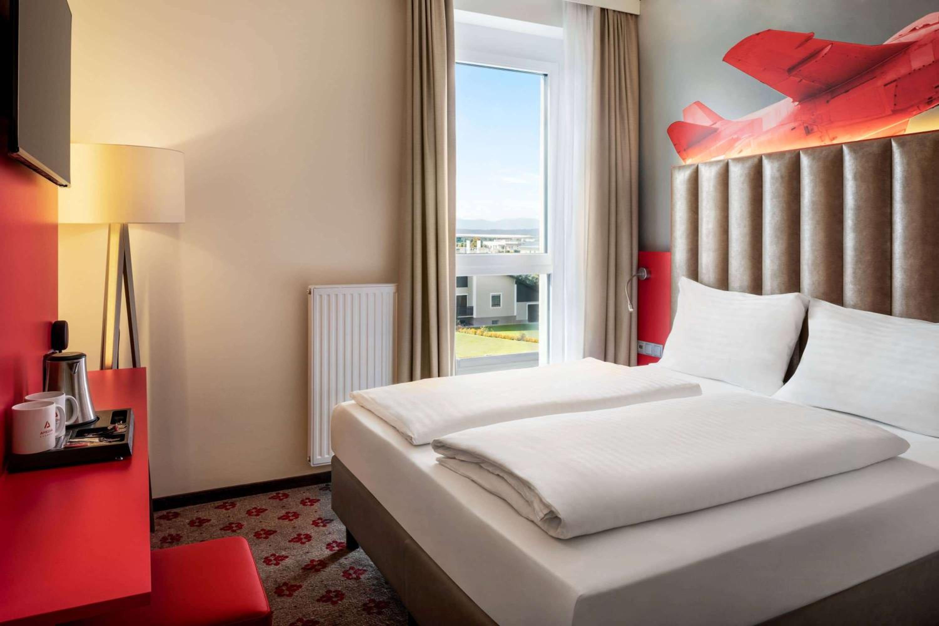 Comfort Twin Room