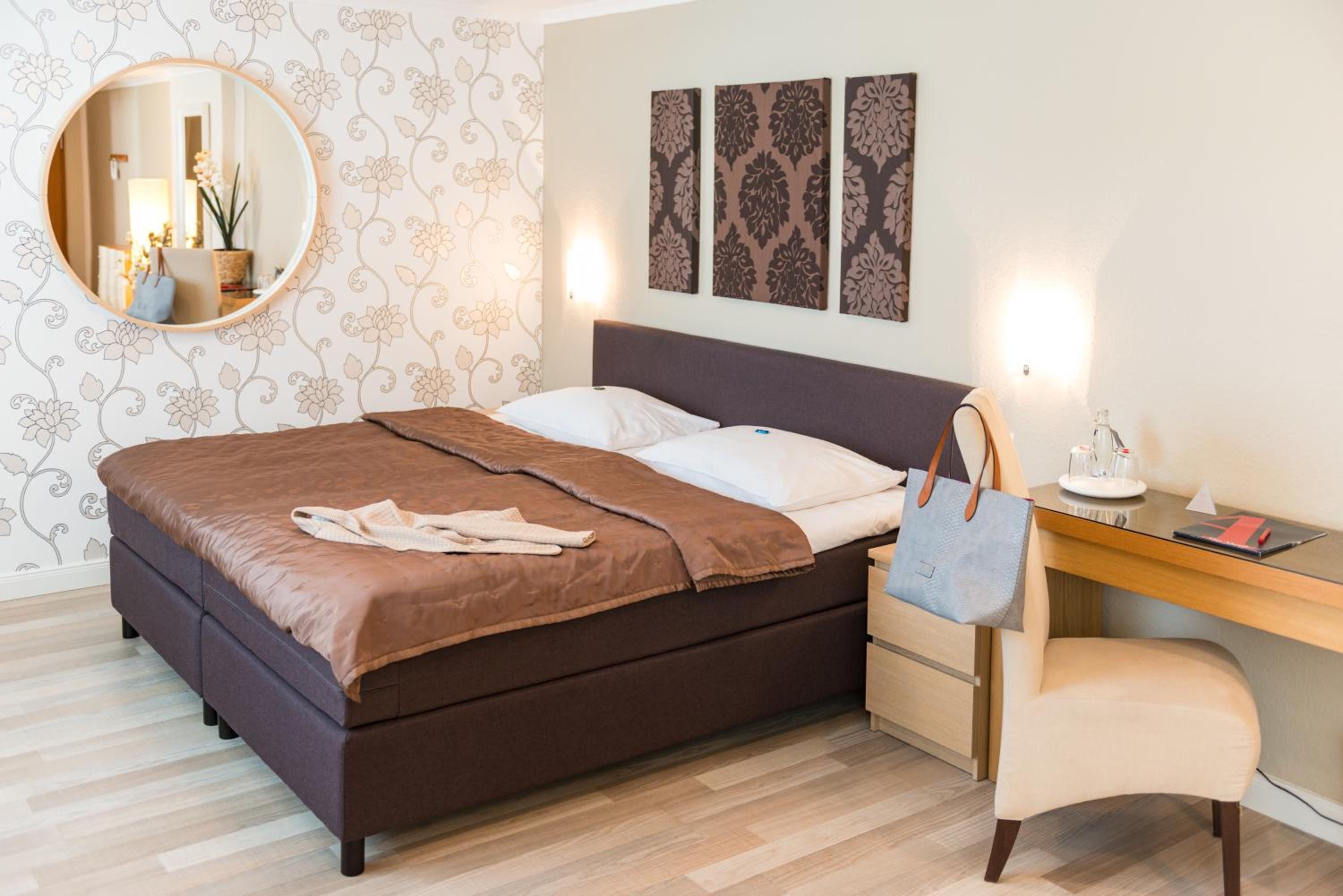 Double Room - Photo 14