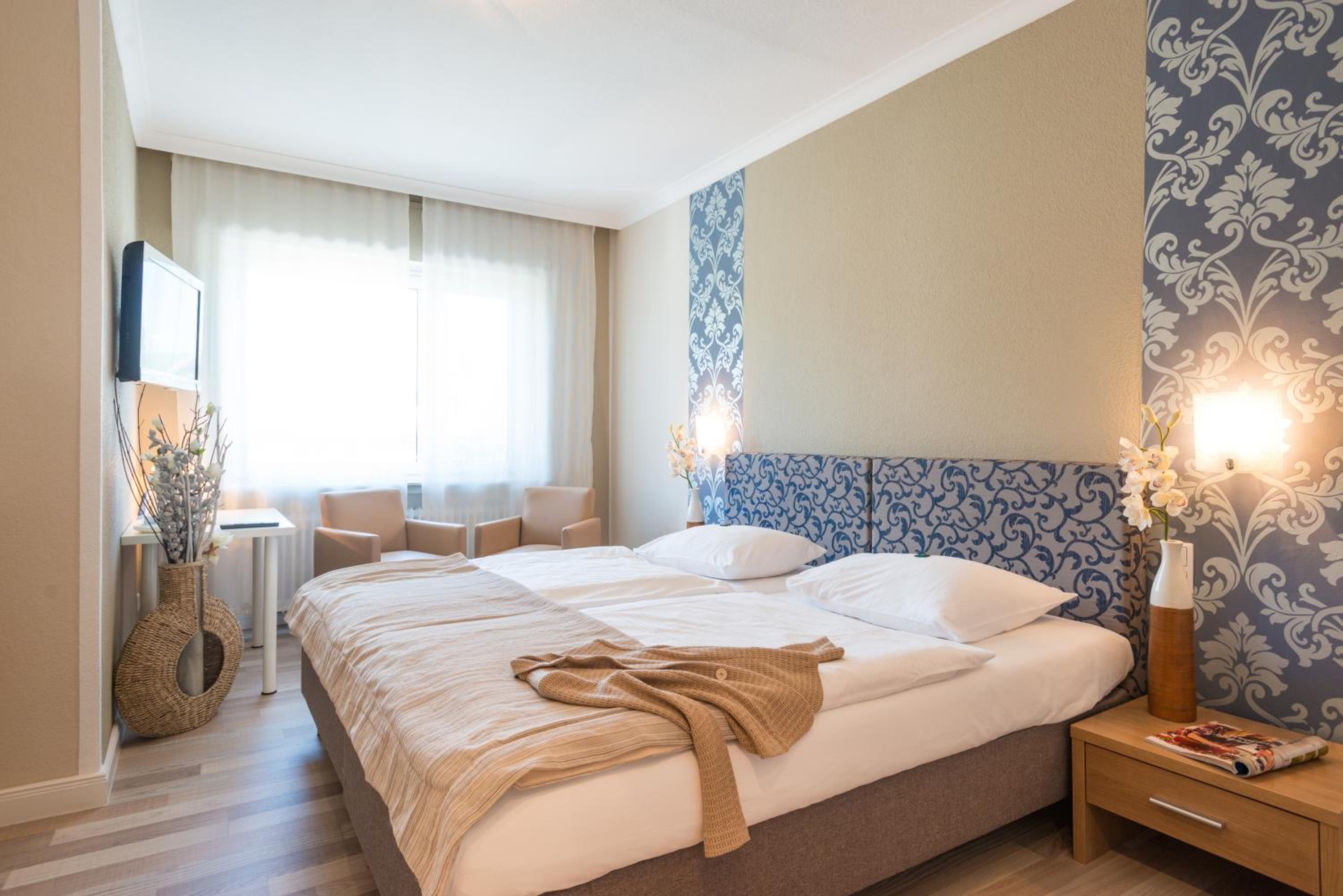 Double Room - Photo 15