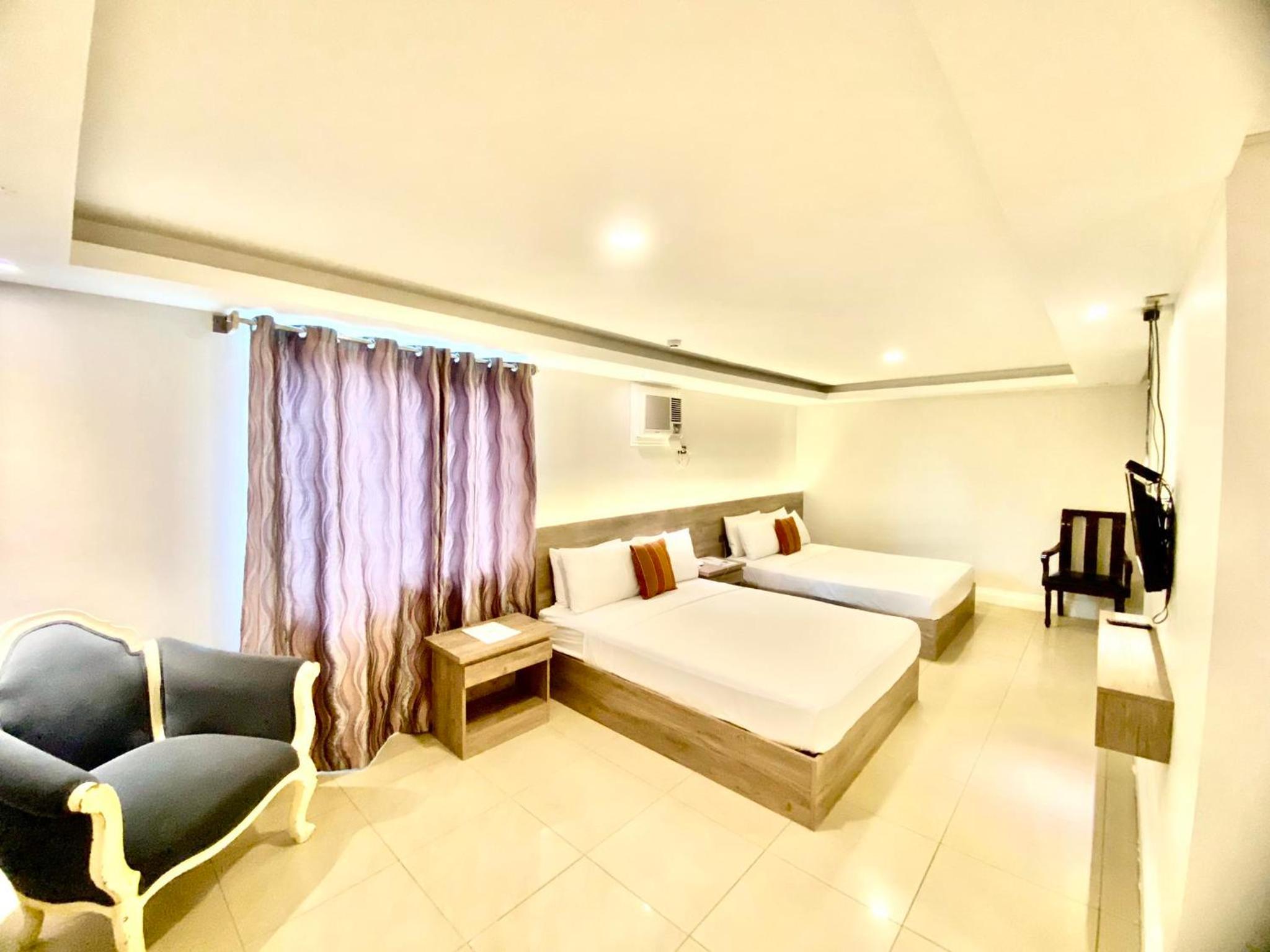 Junior Suite A - Photo 8