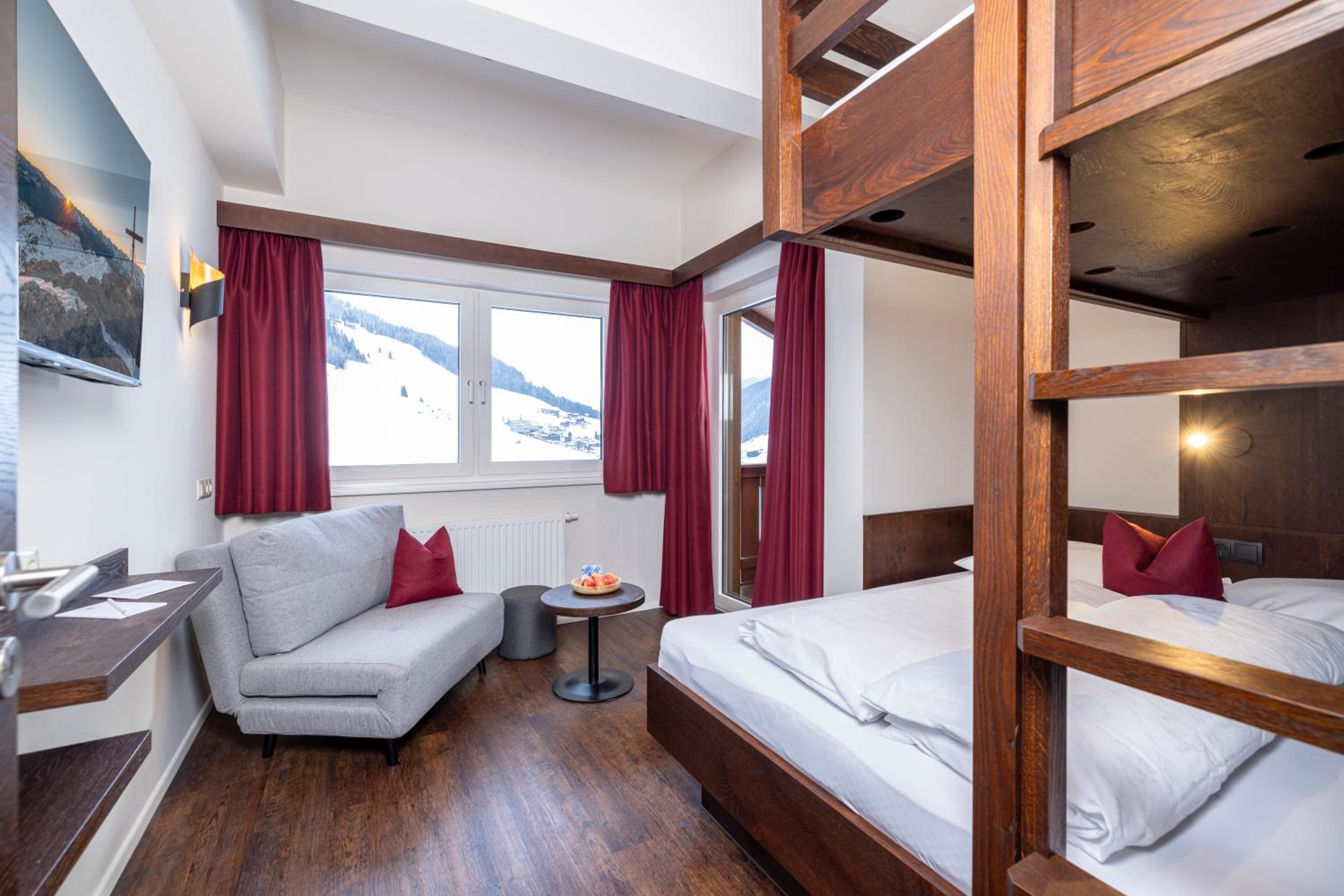Family Suite photo 3