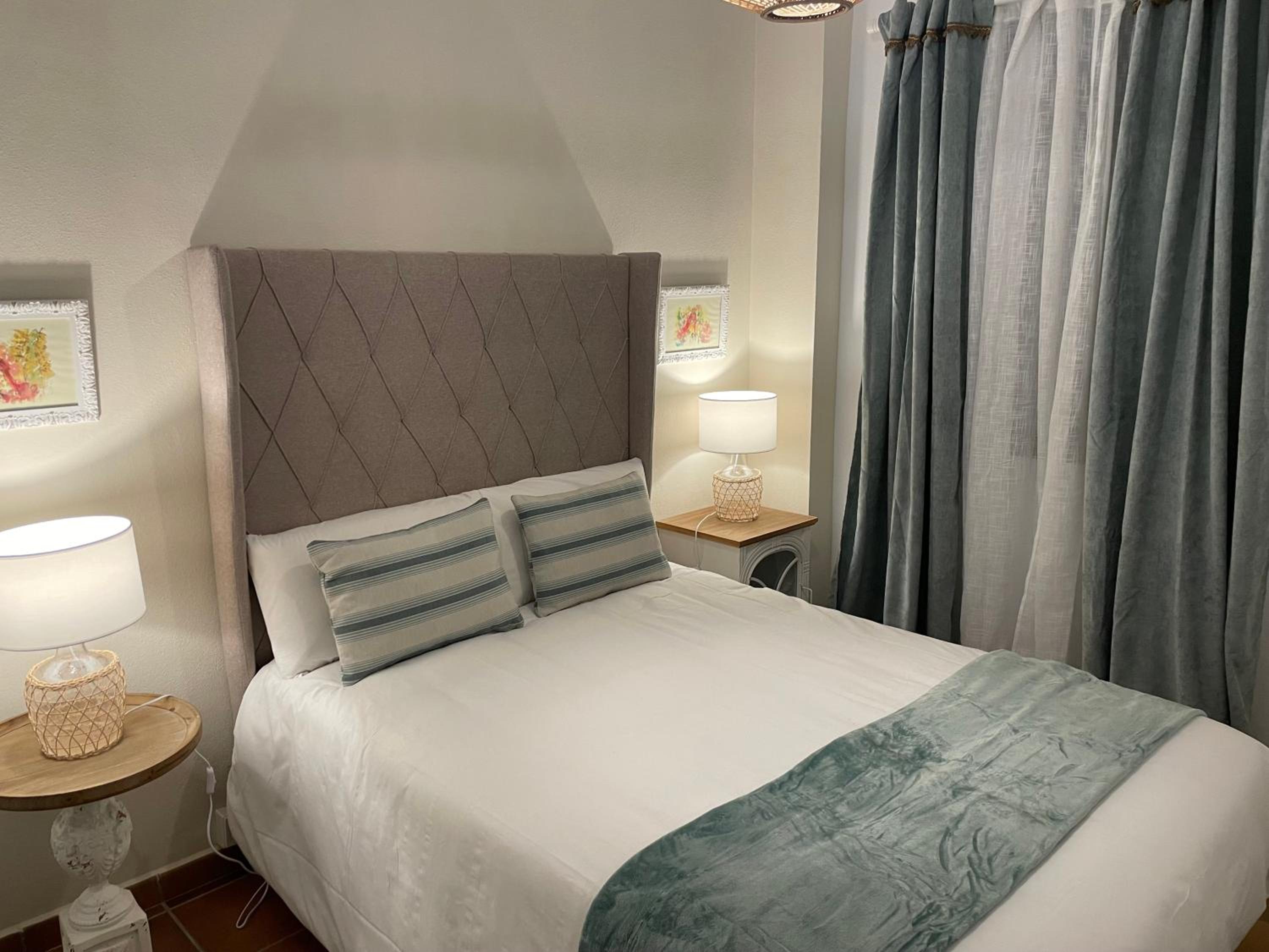 Standard Matrimonial Room  - Photo 6