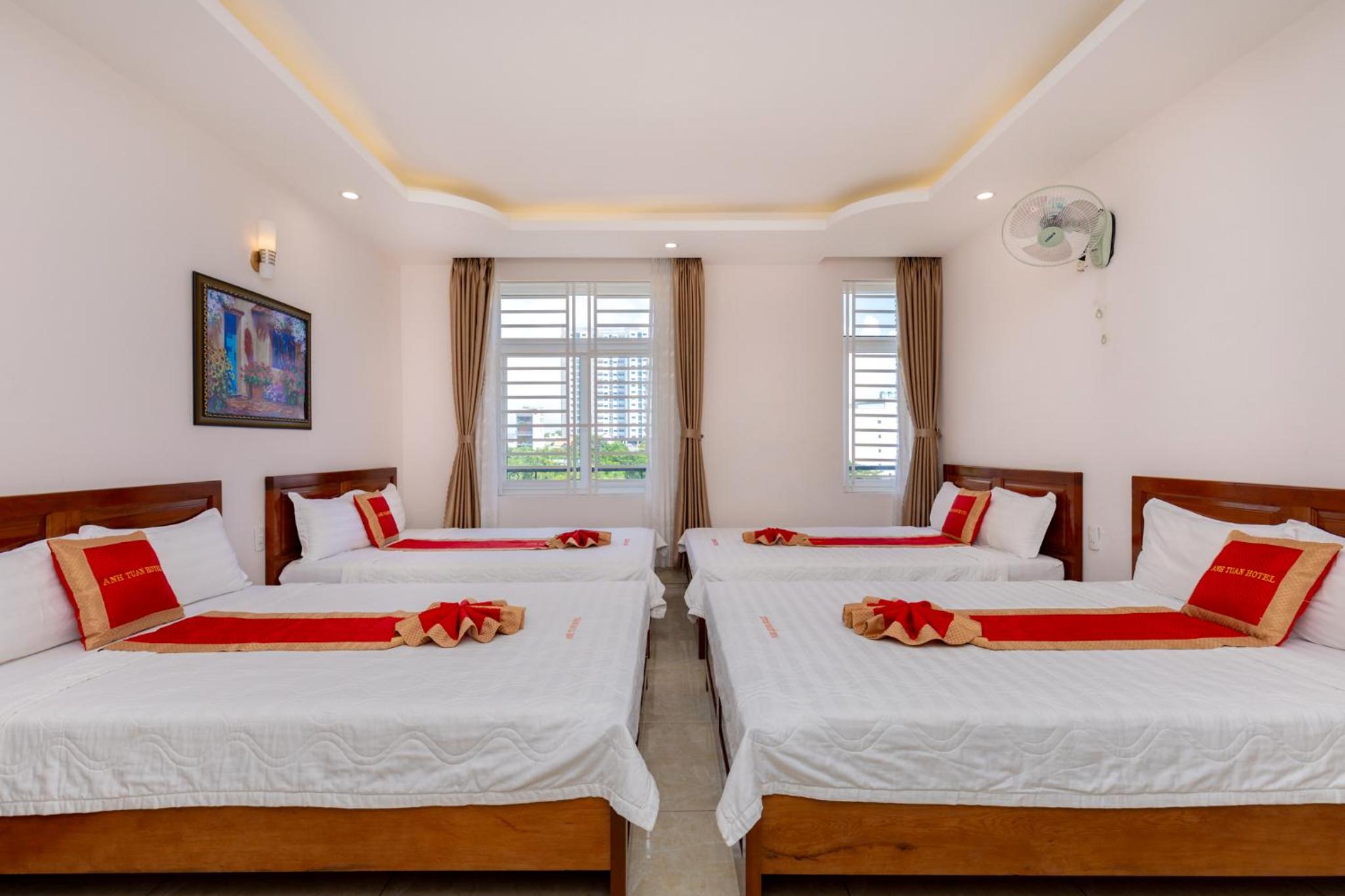4-Bed Mixed Dormitory Room