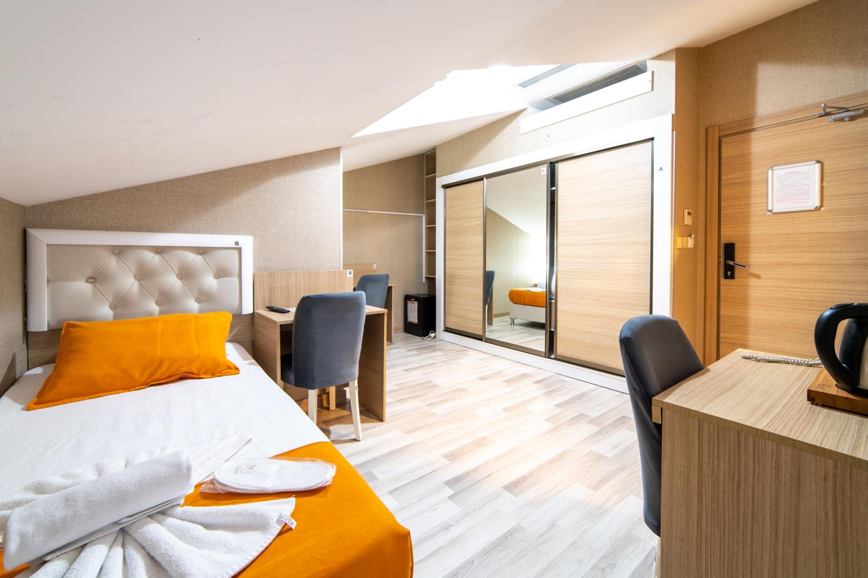 Triple Room photo 2