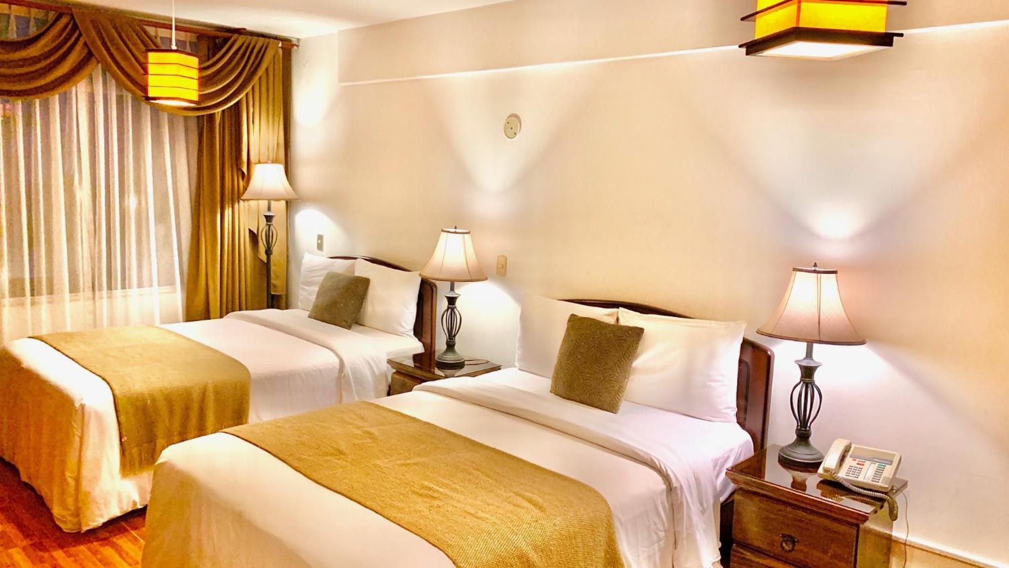 Quadruple Room - Photo 20