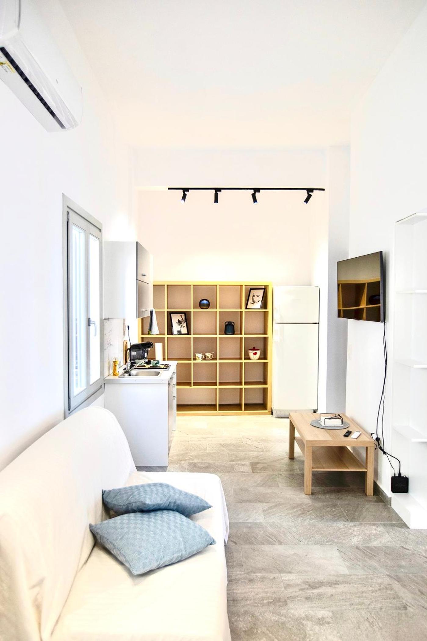 One-Bedroom Apartment