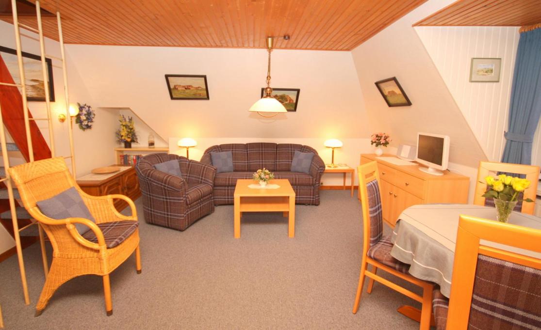 Apartment with Terrace photo 1