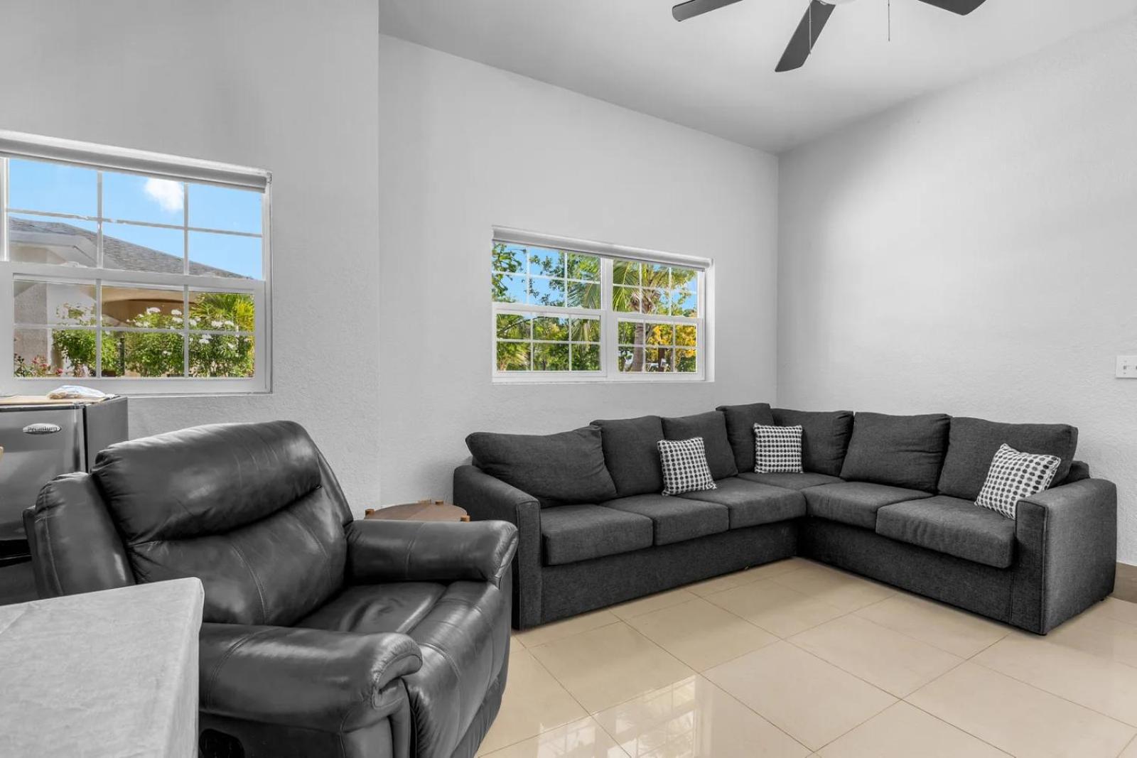 Superior Villa photo 1
