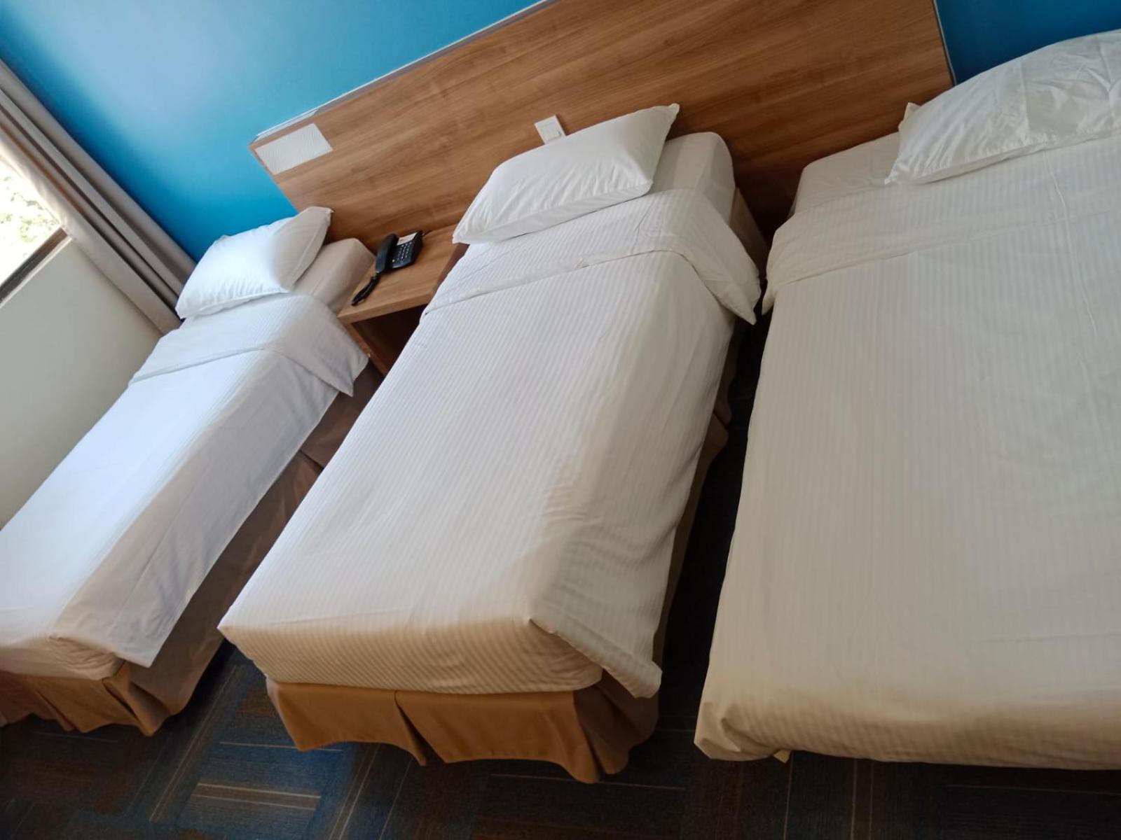 Standard Triple Room photo 2