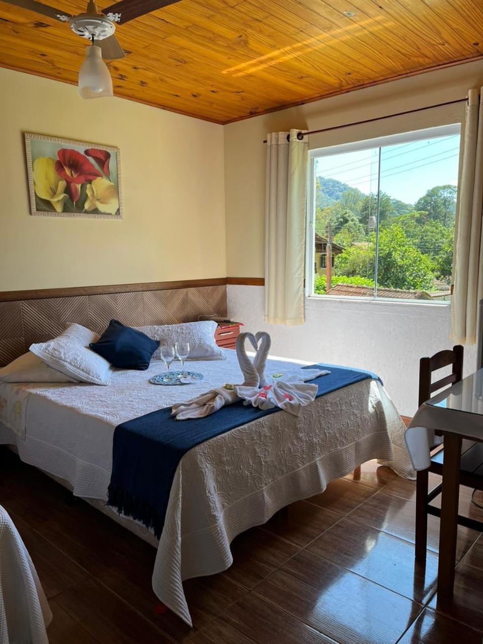 Double Room with Private Bathroom photo 1
