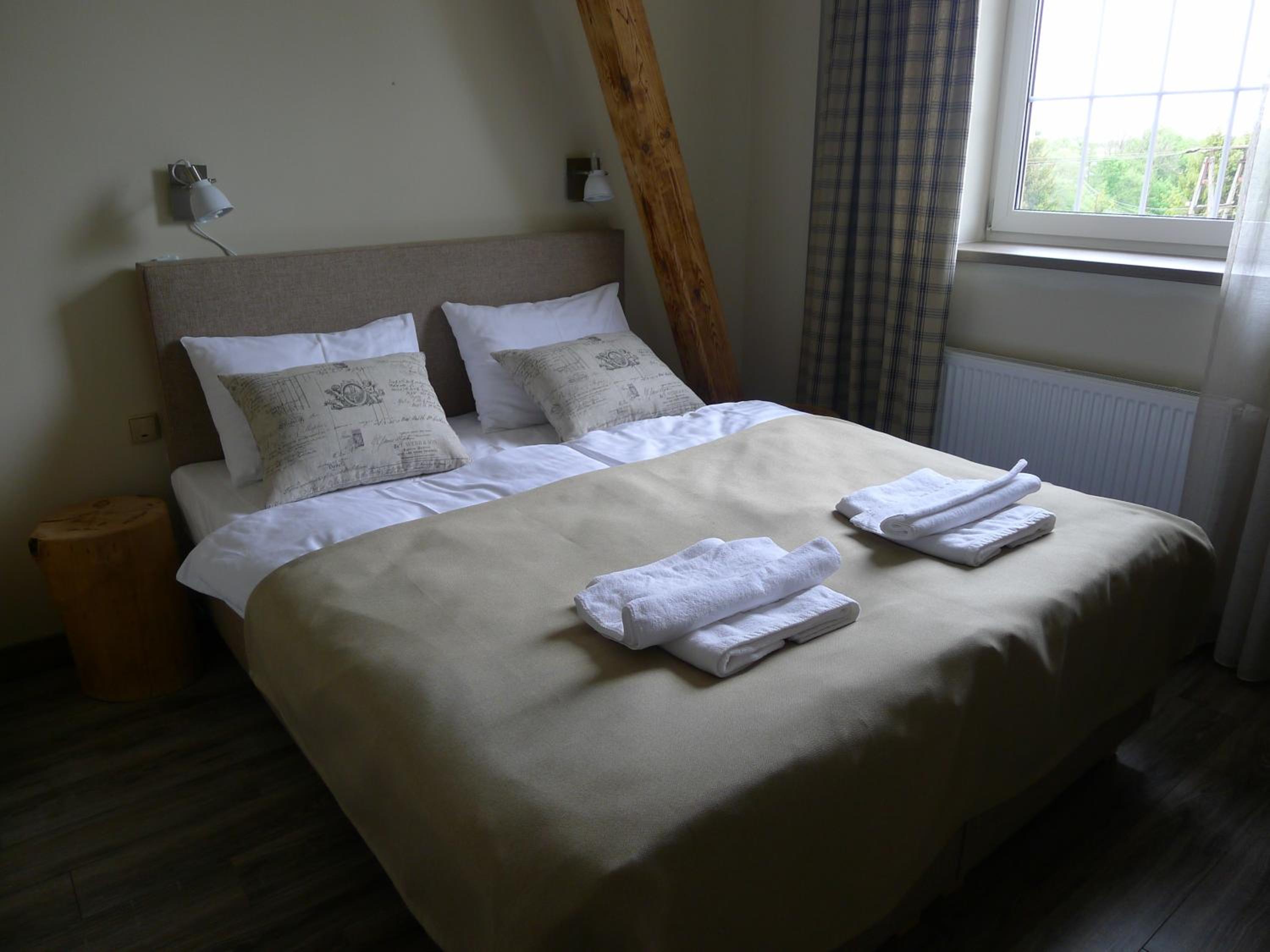 Double Room - Photo 5