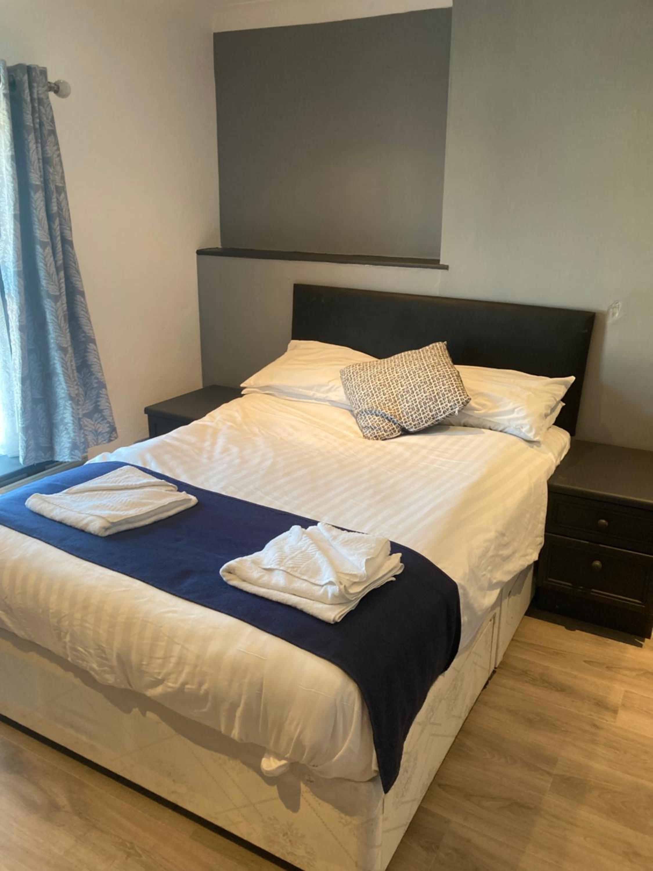 Double Room - Photo 6