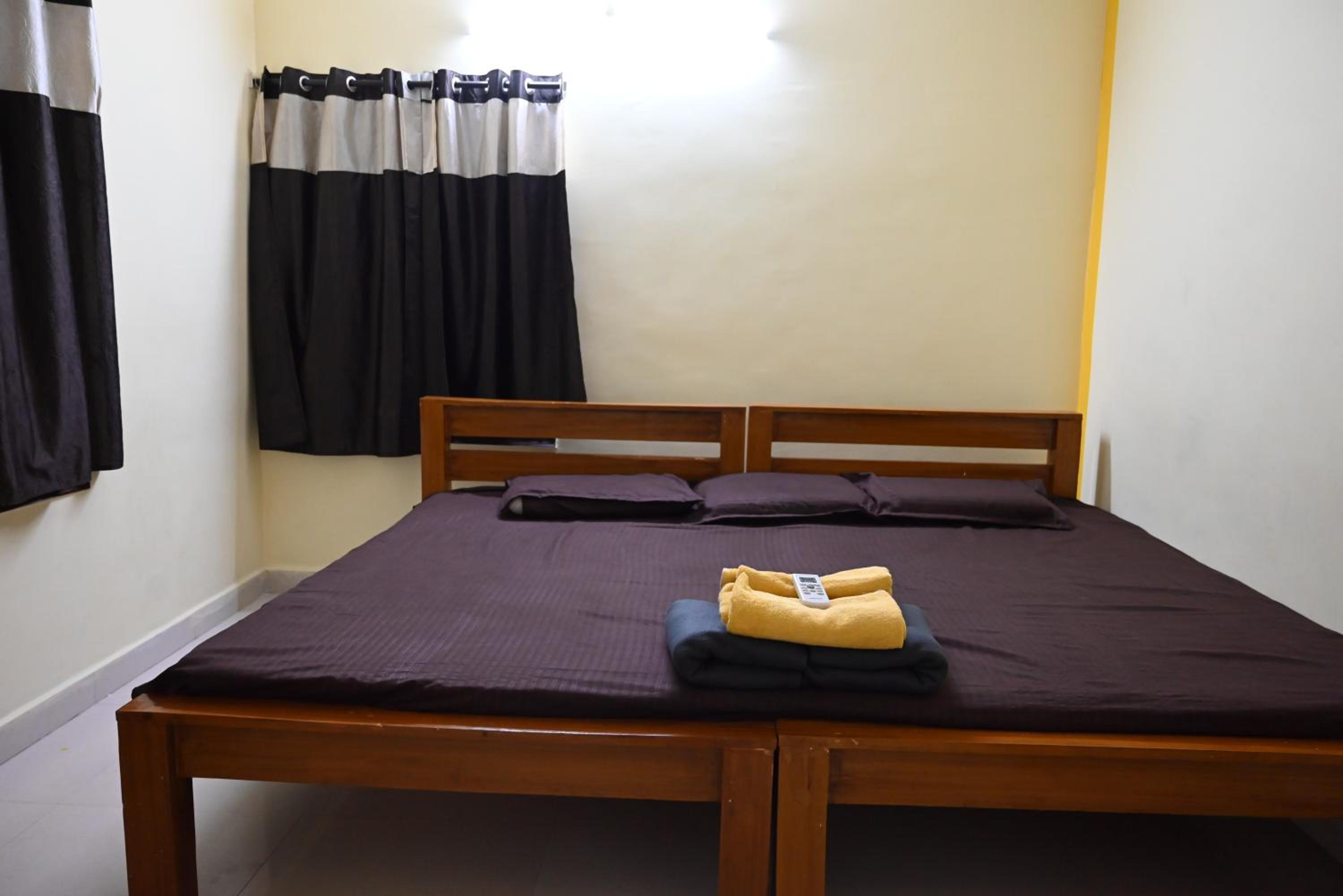 Double Room with Private Bathroom