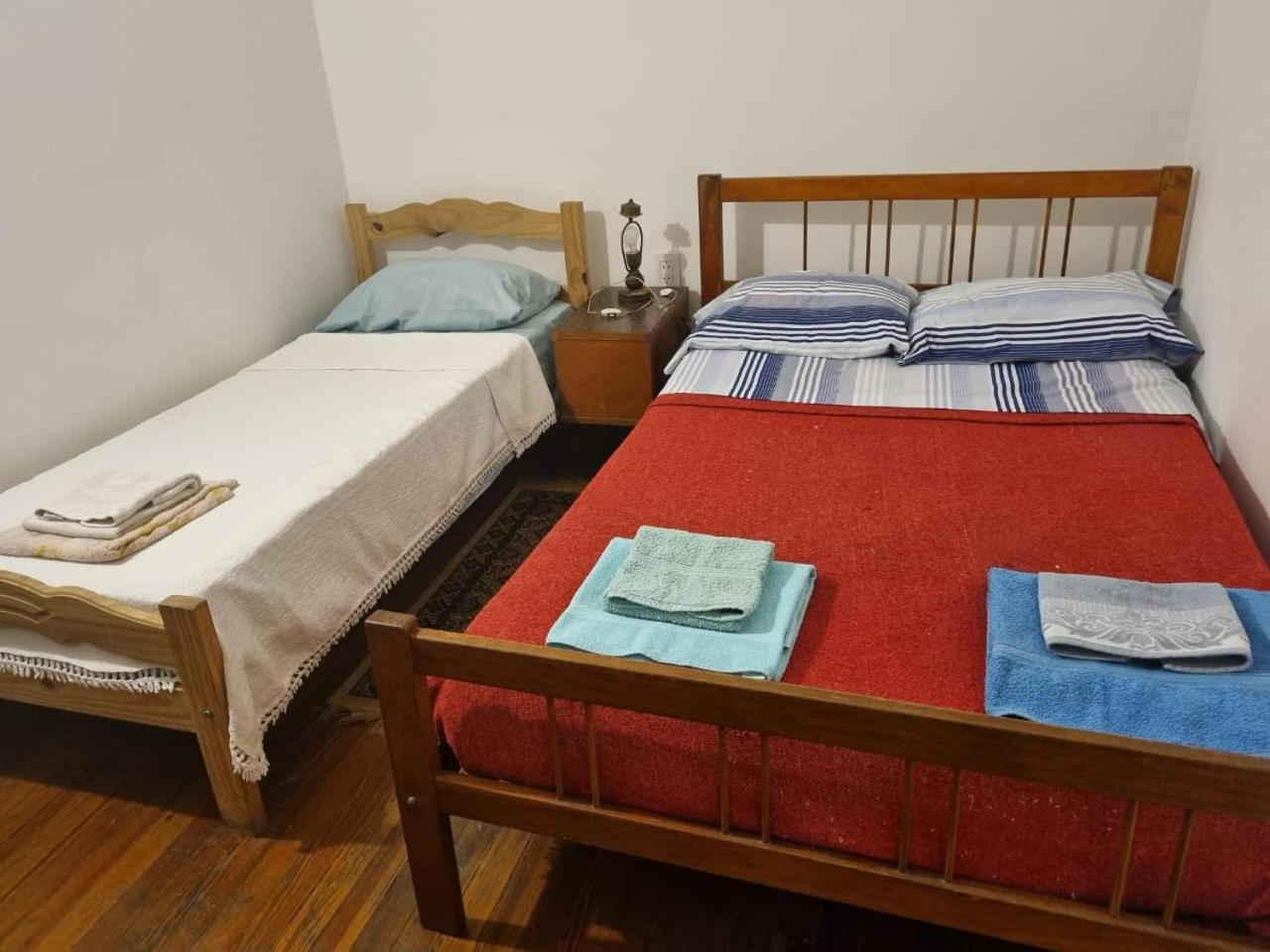 Basic Triple Room with Shared Bathroom