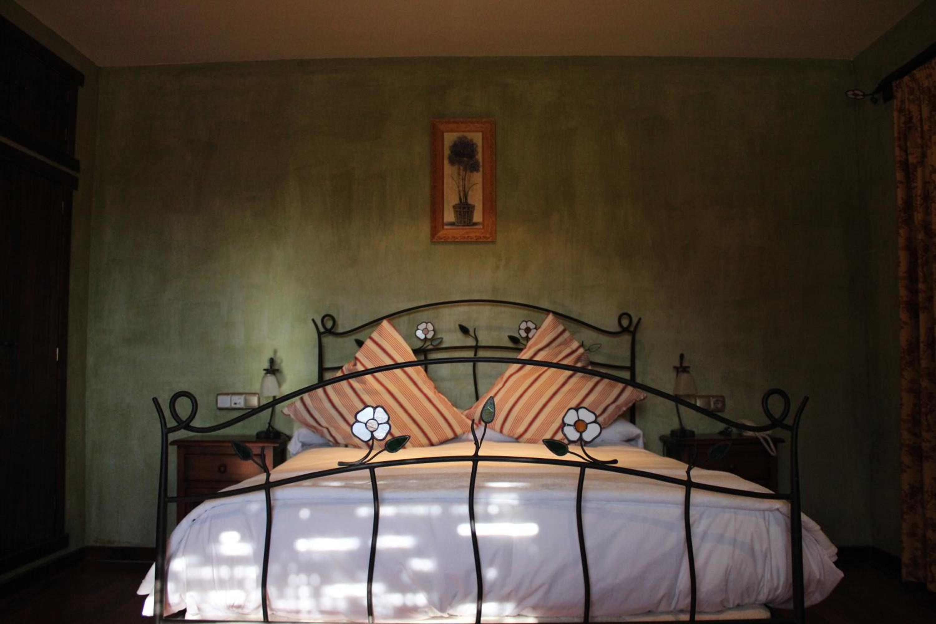 Suite - Photo 14