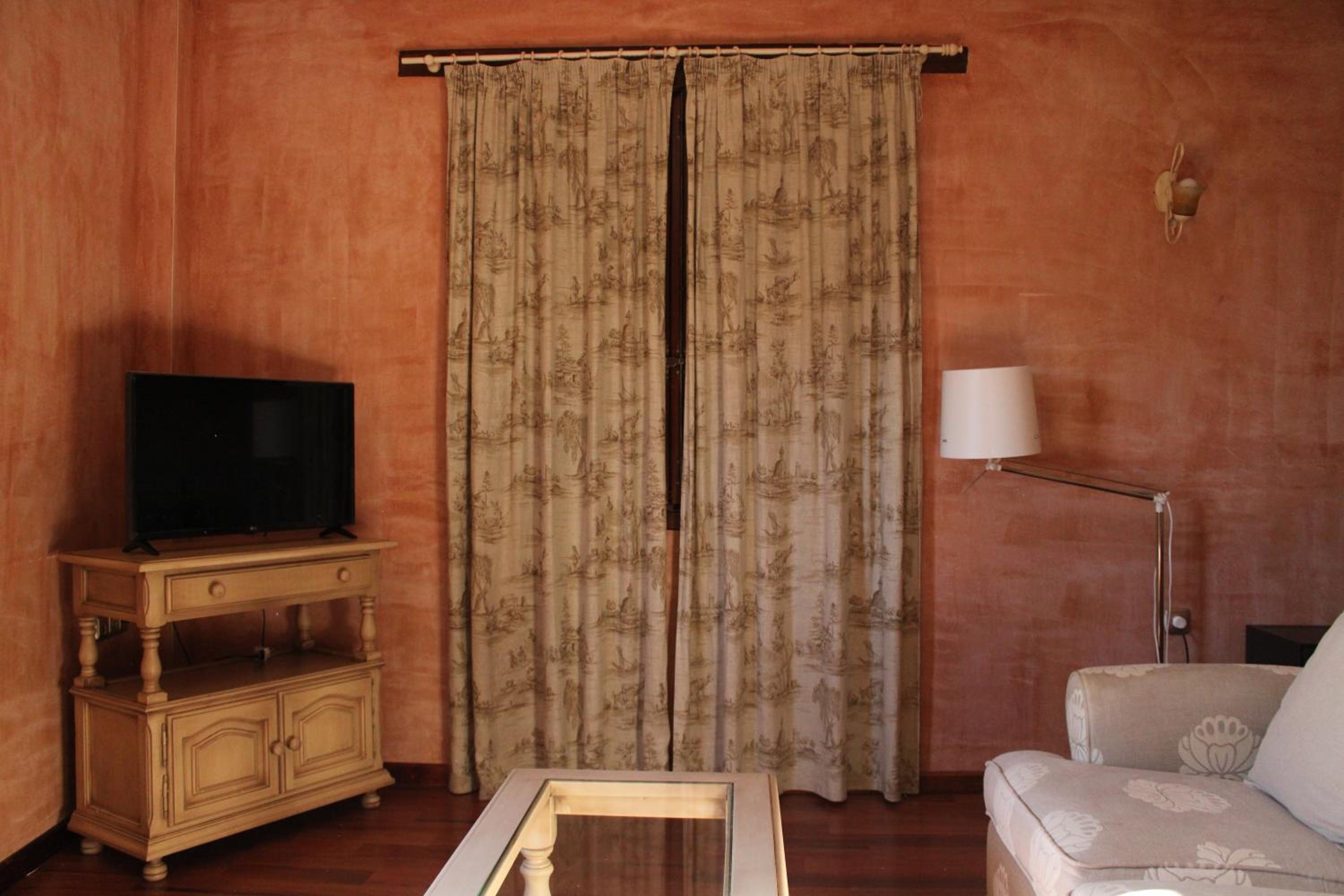 Suite - Photo 7