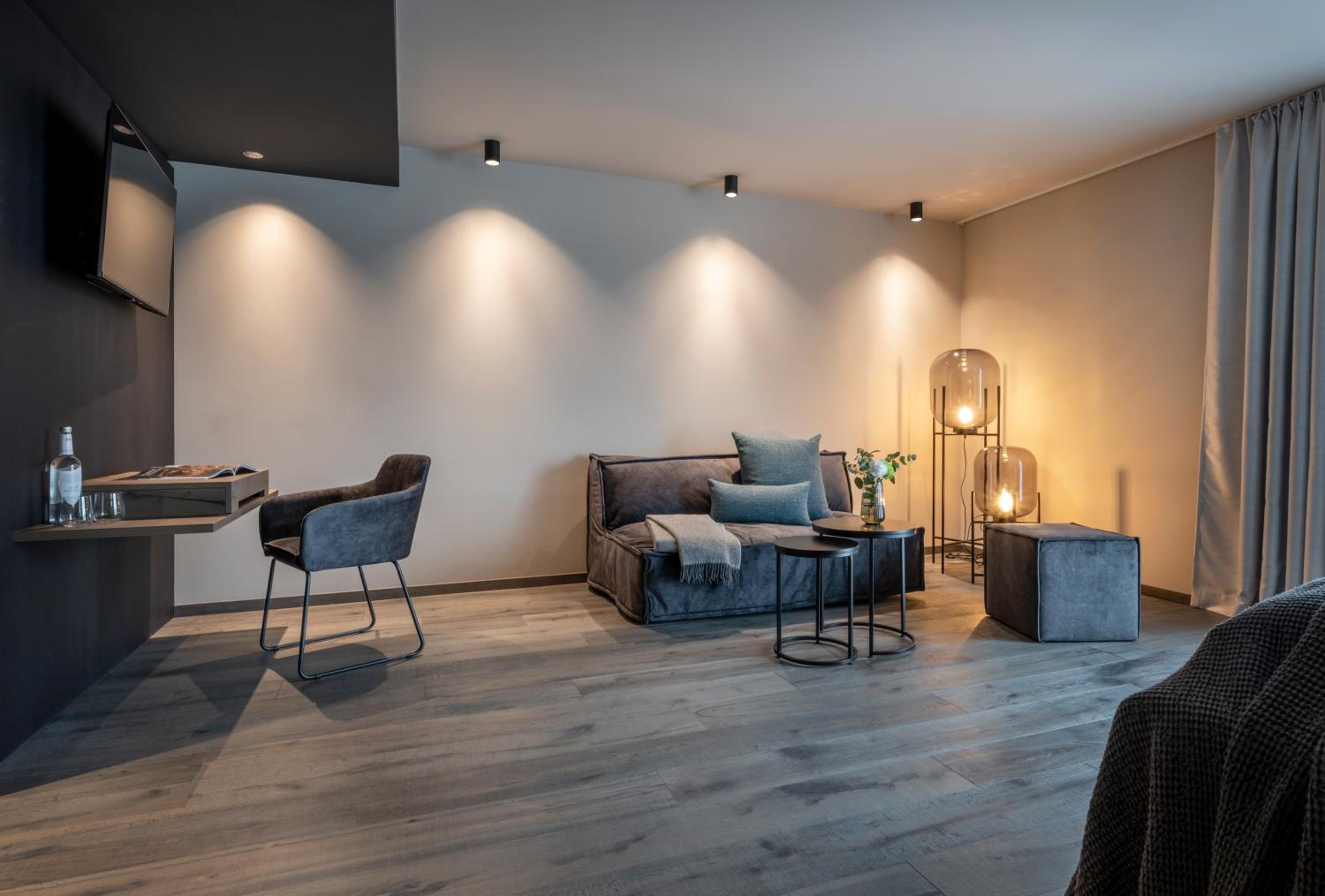 550 g Superior Triple Room with Sofa  - Photo 8