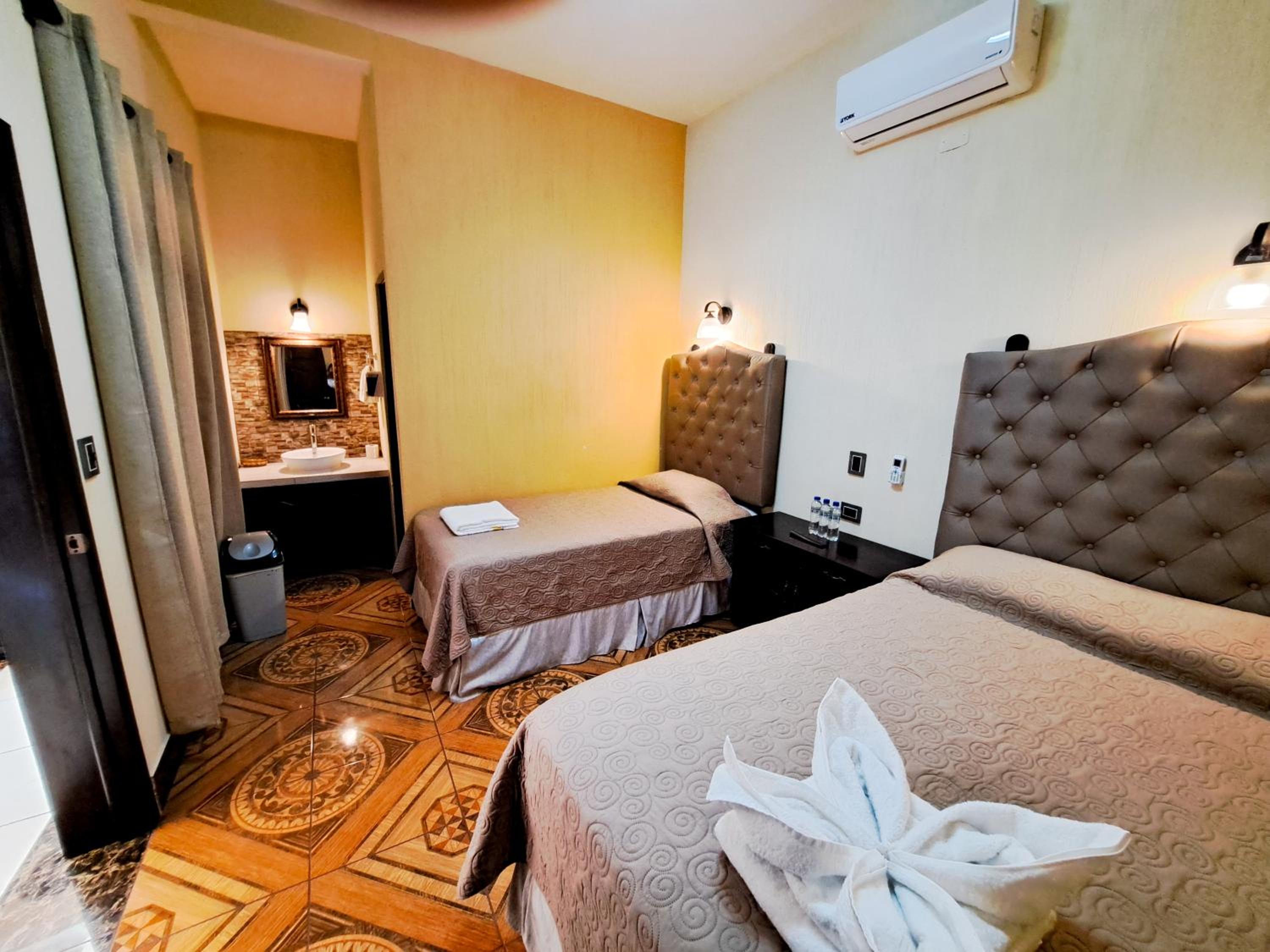 Twin Room photo 1