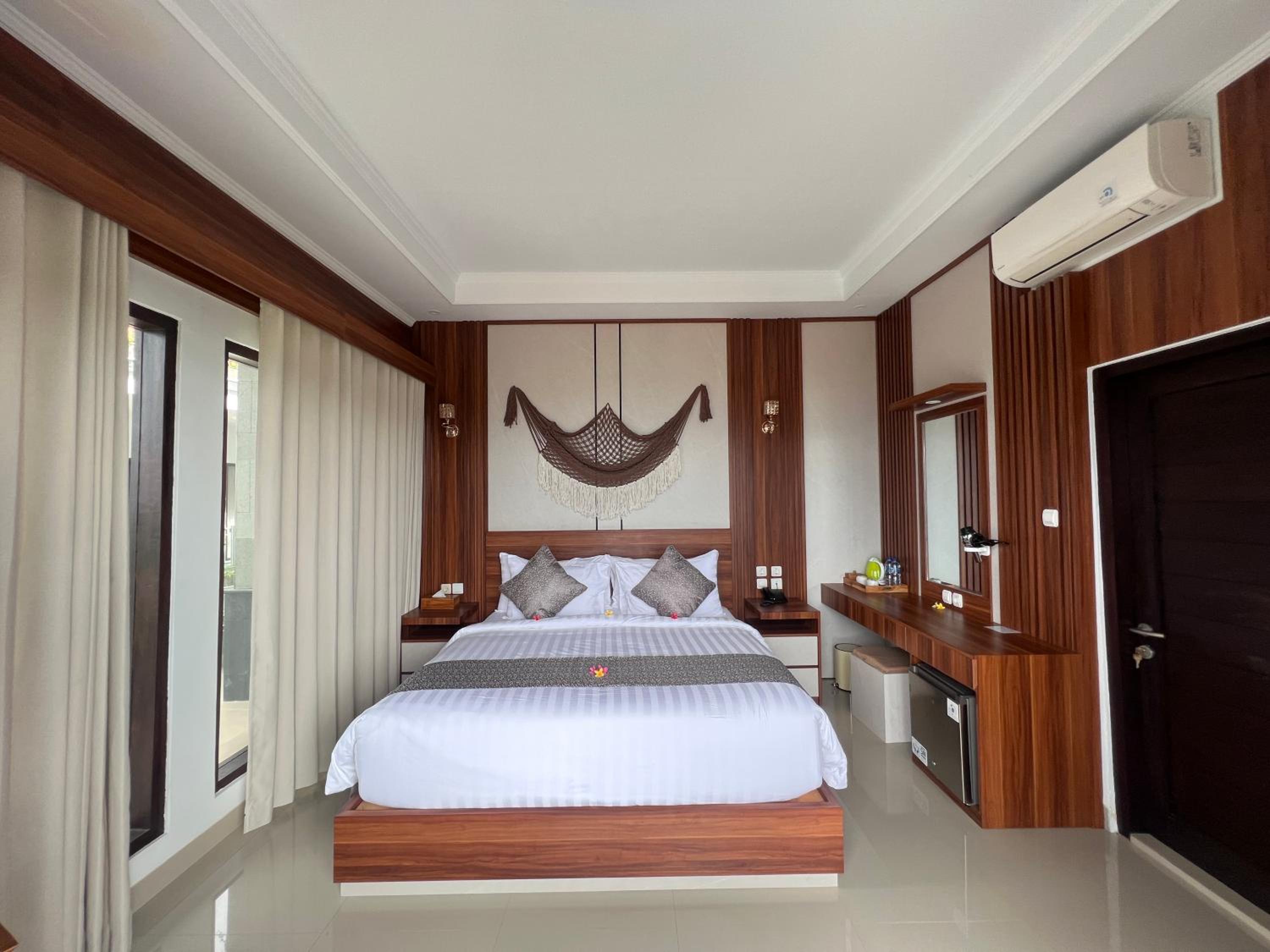 Junior Suite with Sea View - Free Shuttle to Banjar Nyuh Harbor (1 Way) - Photo 8