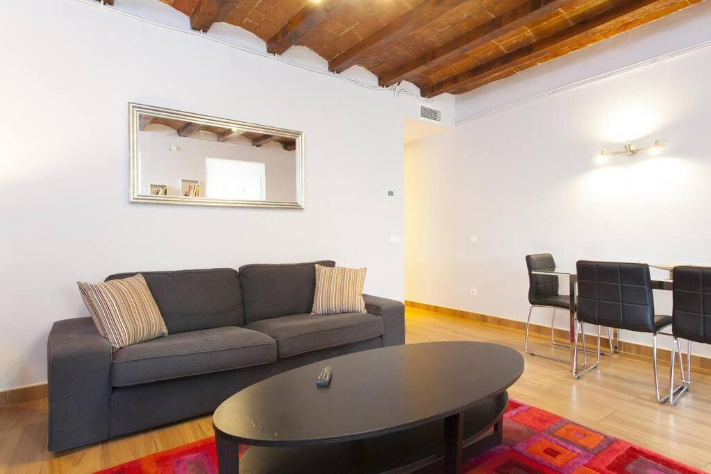 Three-Bedroom Apartment photo 3