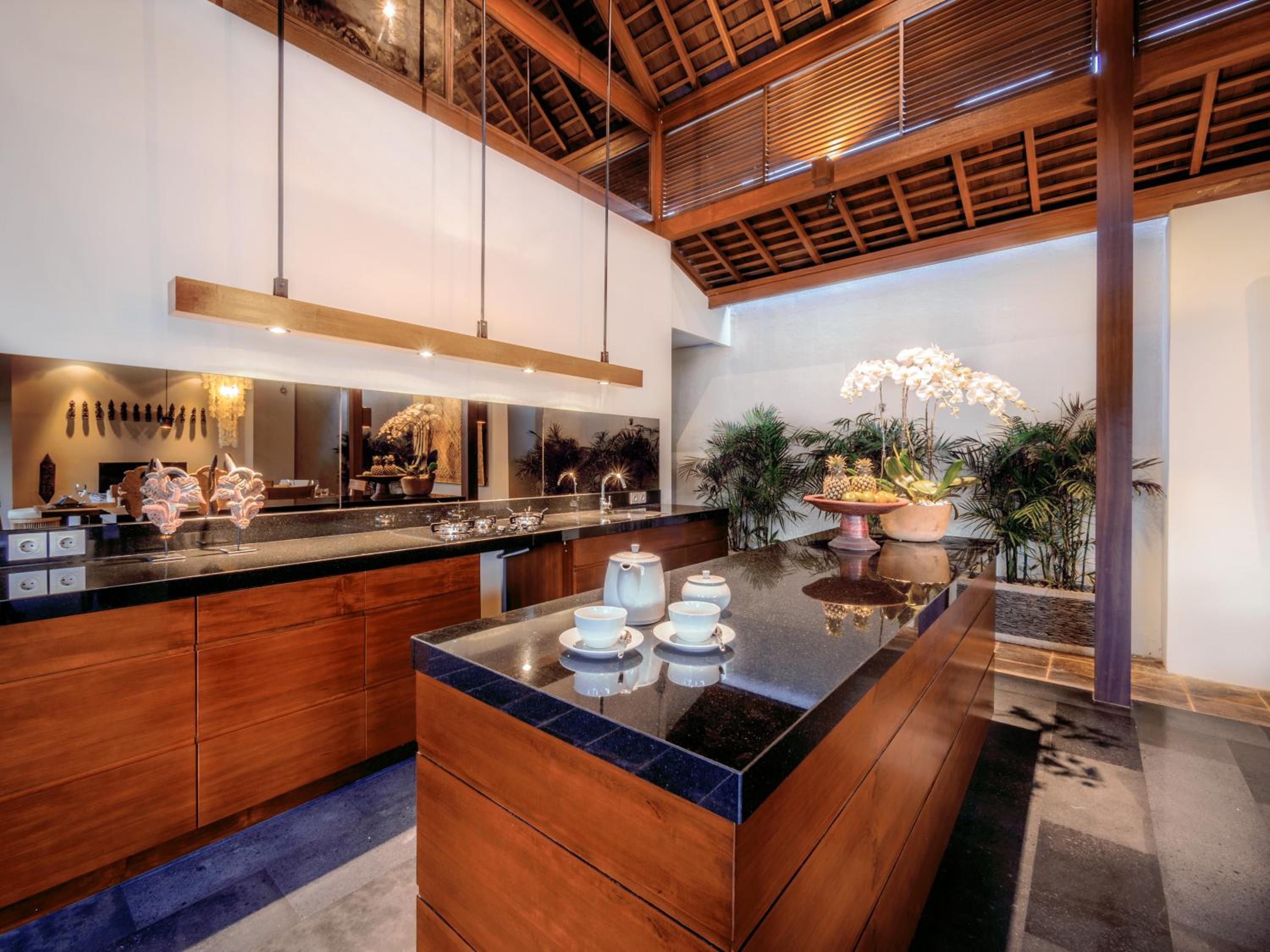 Three-Bedroom Private Pool Villa Alamanda - Photo 8