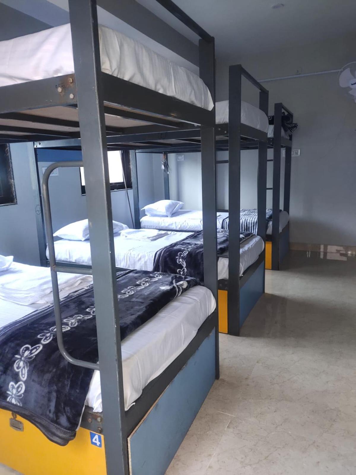 Mixed Dormitory Room