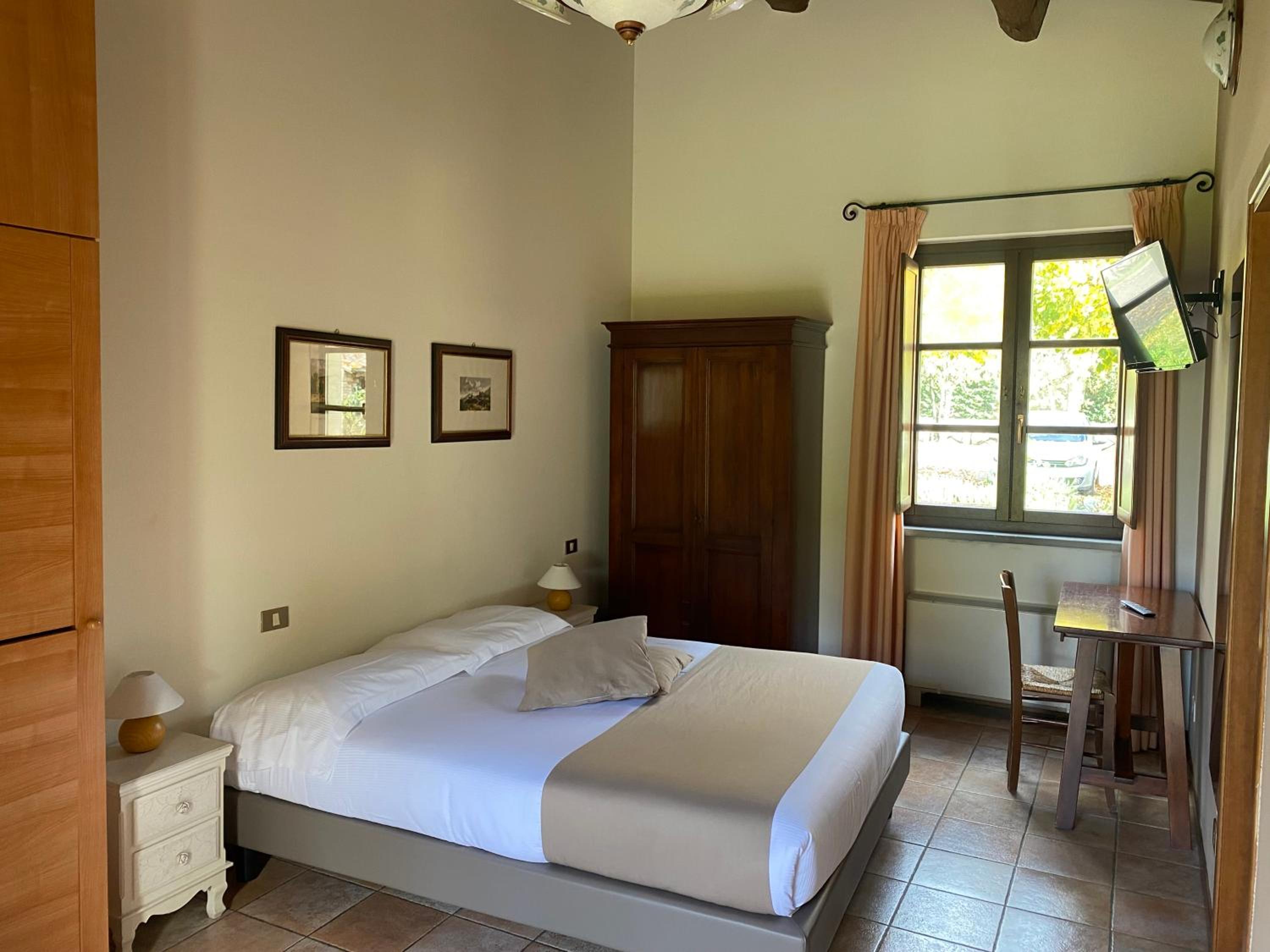 Triple Room - Photo 6