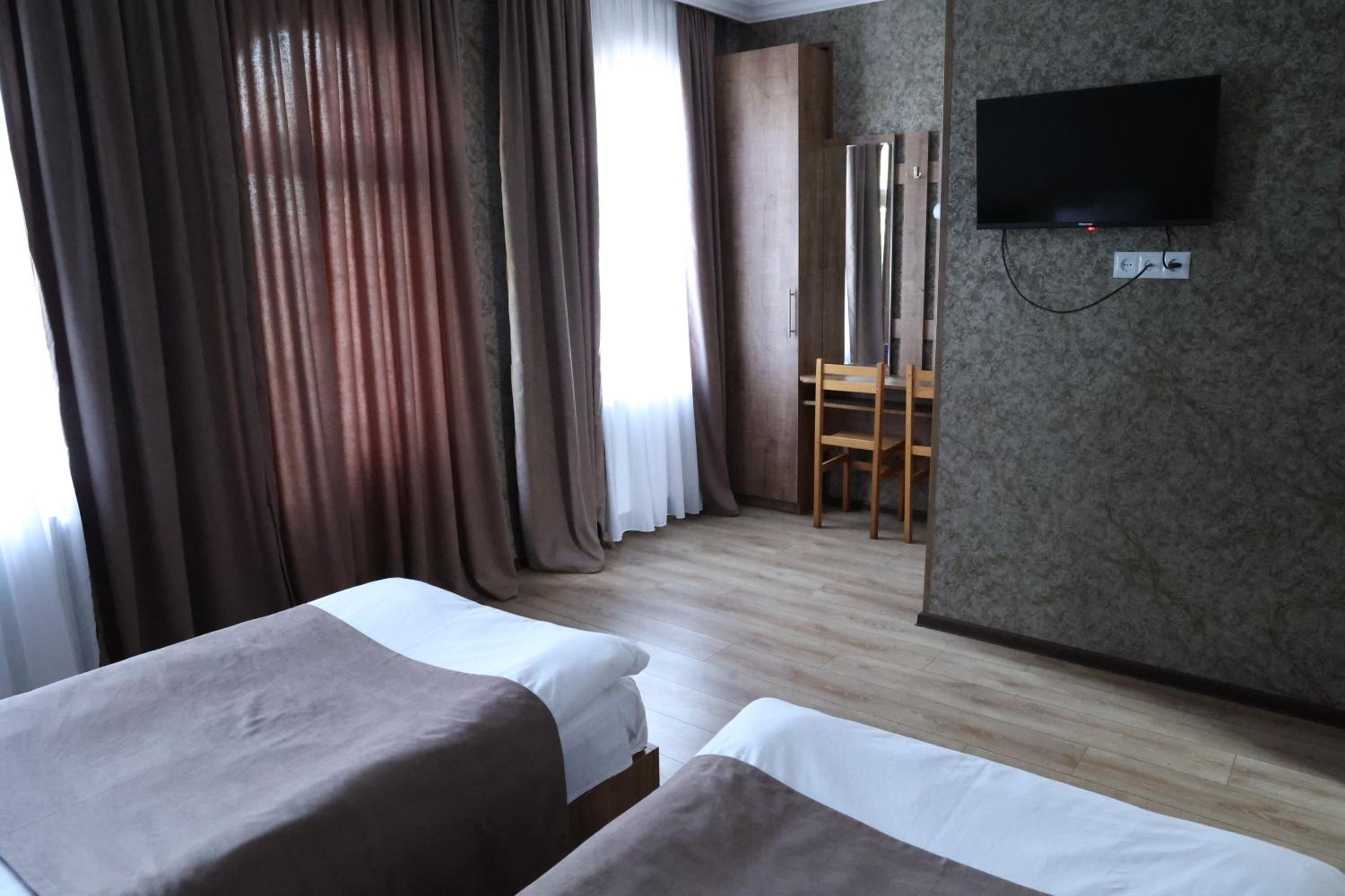 Standard Twin Room photo 3