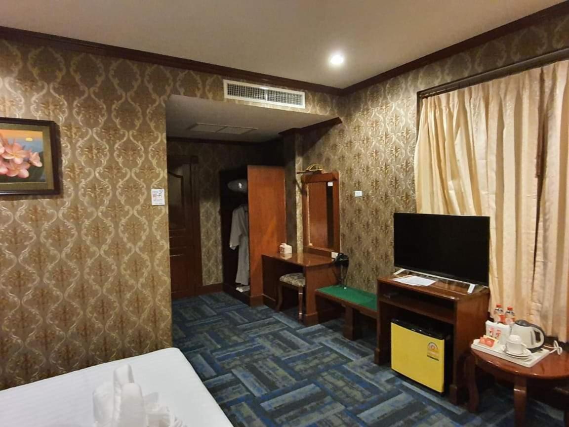 Deluxe Double Room photo 3
