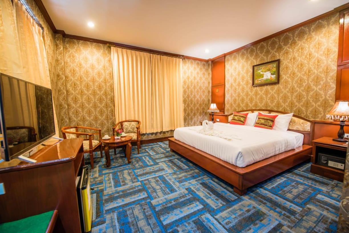 Deluxe Double Room photo 2