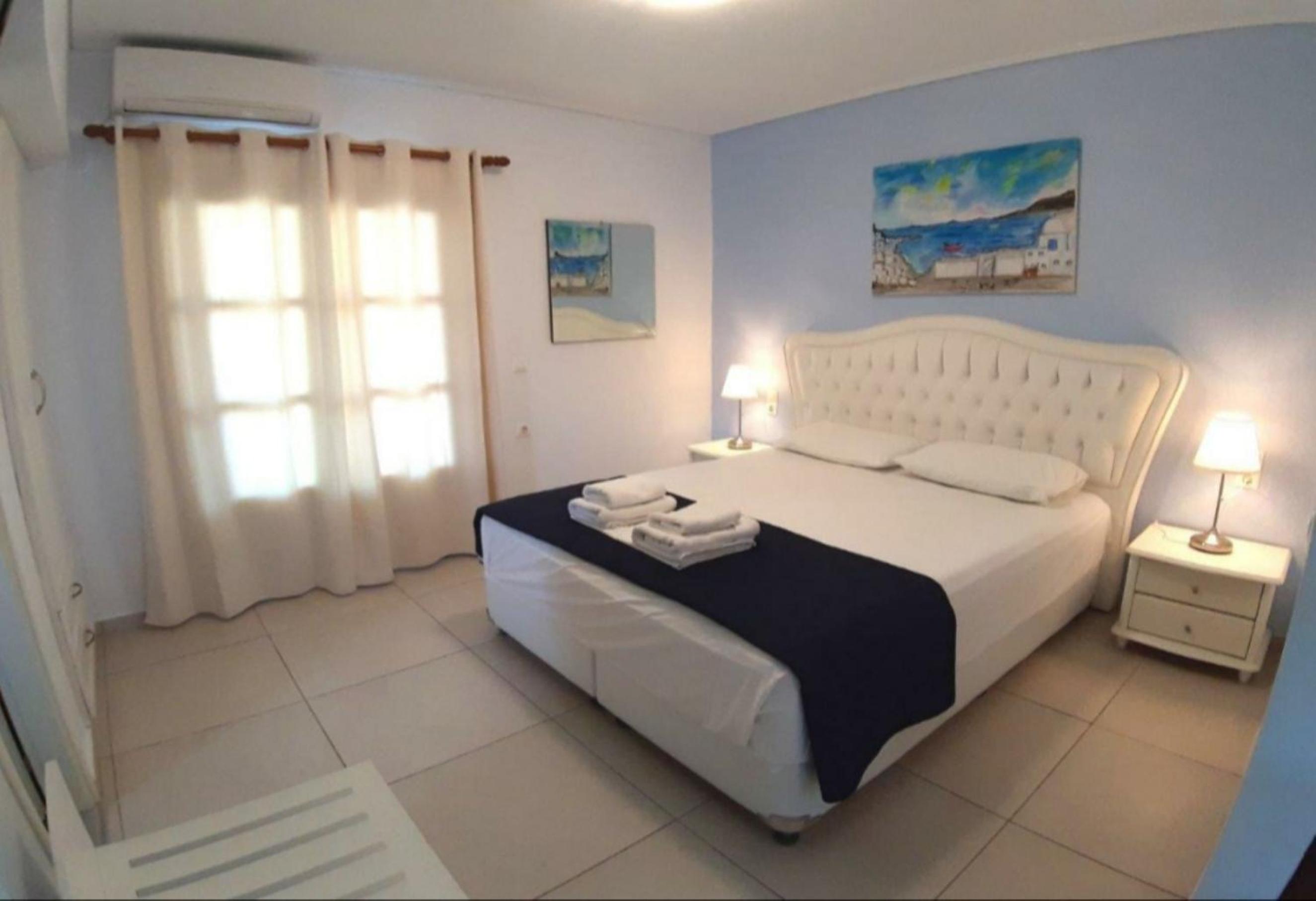 Deluxe Two-Bedroom Apartment with Terrace and Sea View