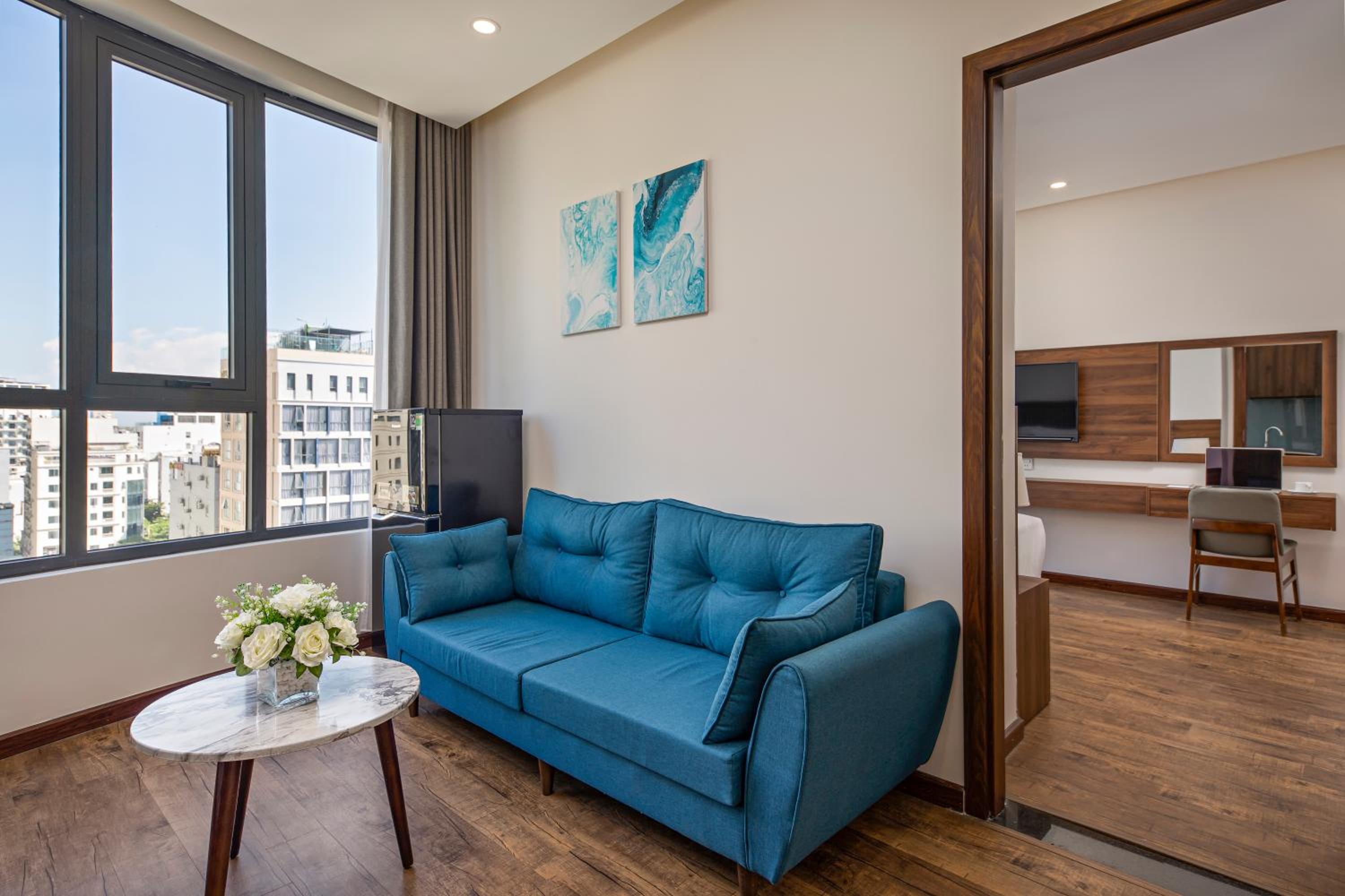 Apartment with Balcony