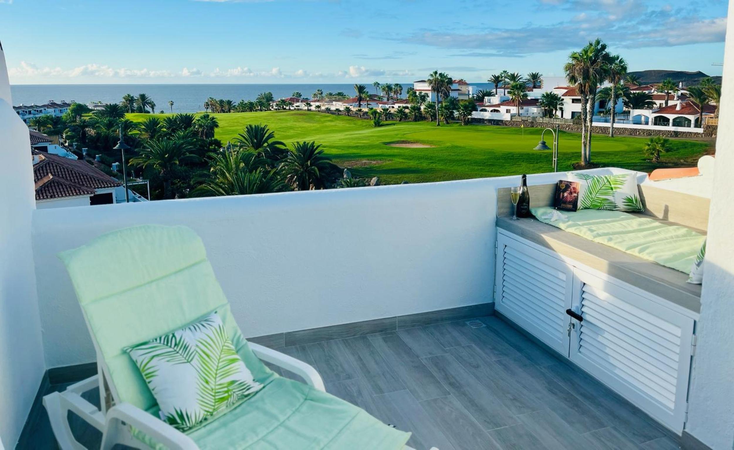 Apartment with Sea View photo 3