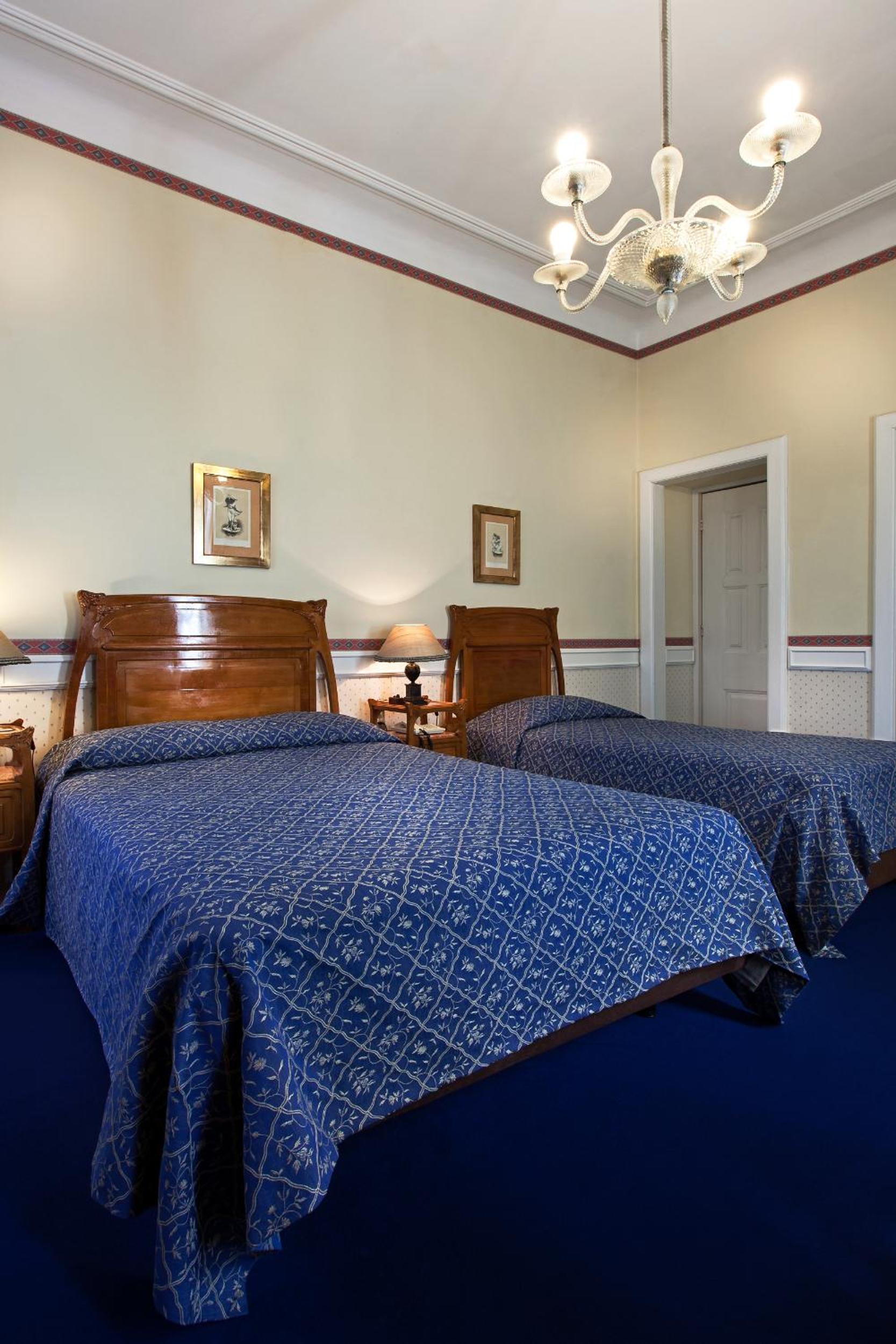 Superior Double or Twin Room - Photo 7