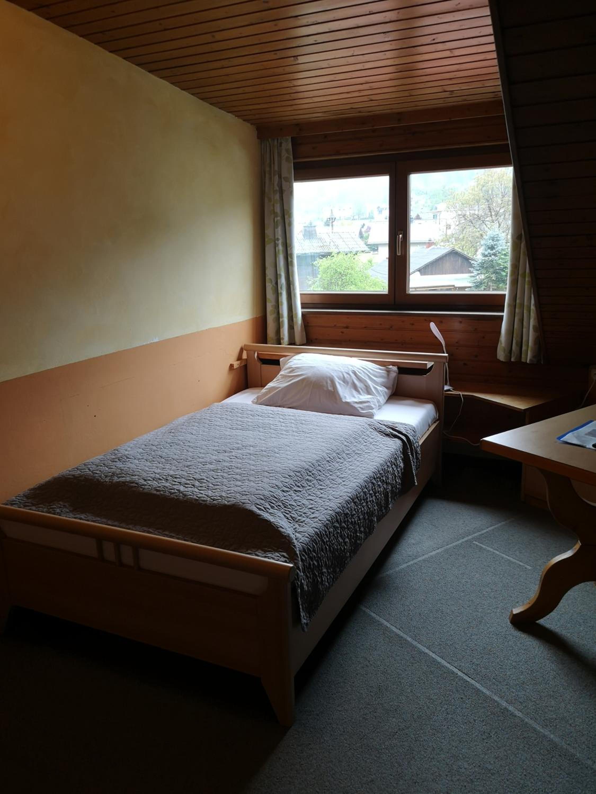 Economy Single Room