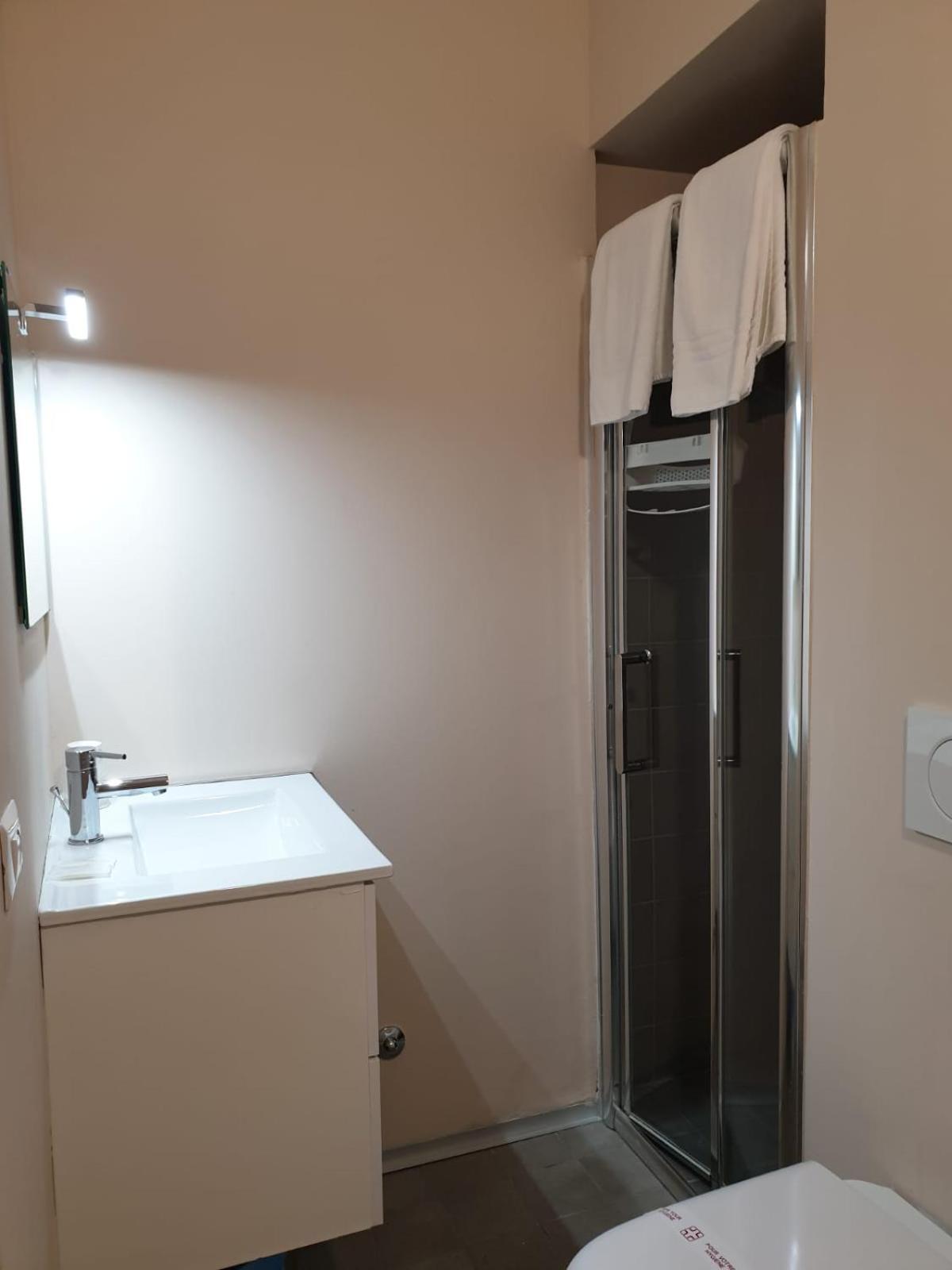 Superior Double Room - Photo 18