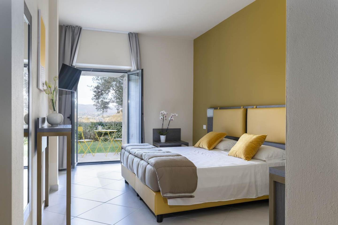 Double or Twin Room photo 3