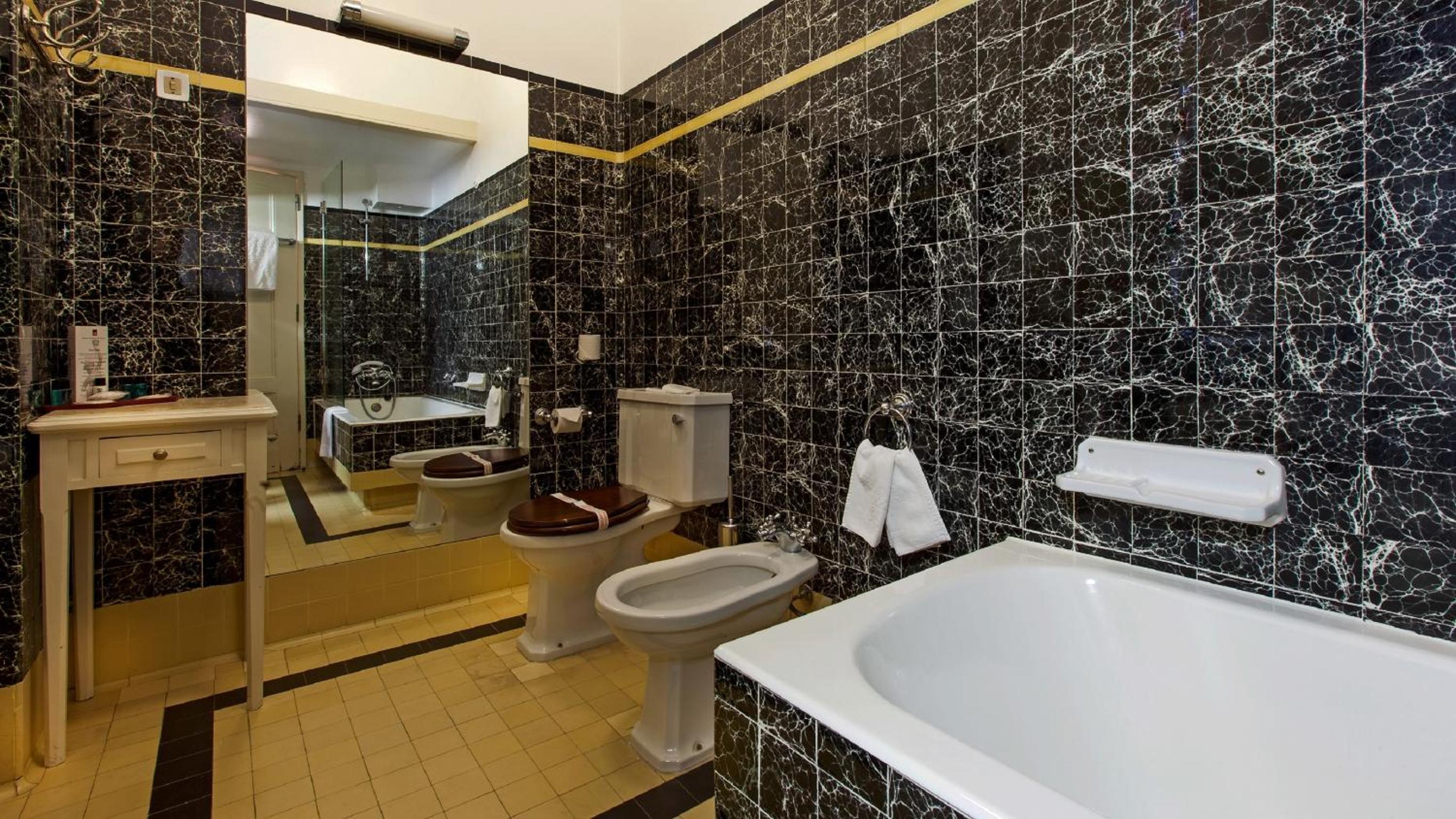 Classic Double or Twin Room - Photo 3
