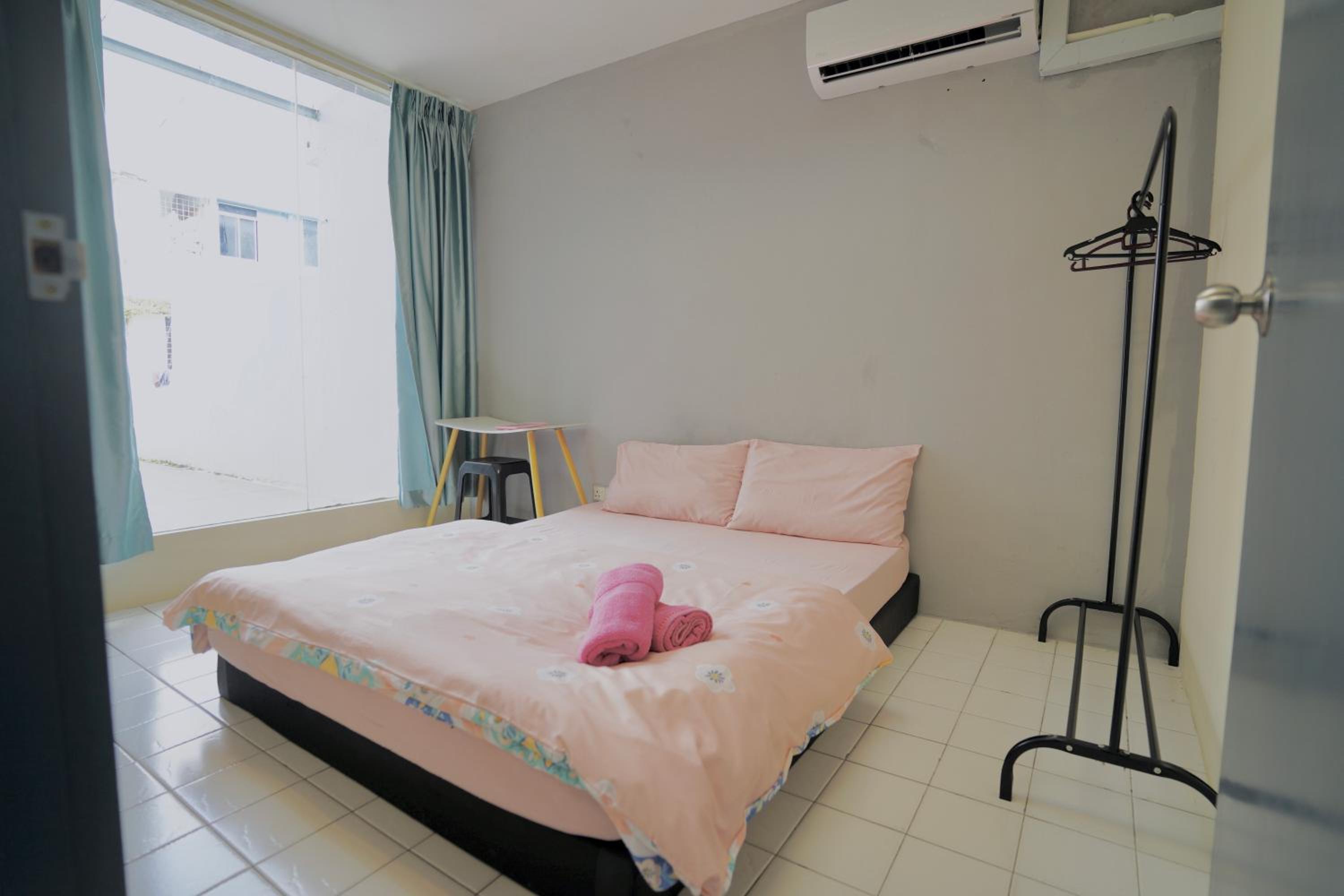 Queen Room with Shared Bathroom
